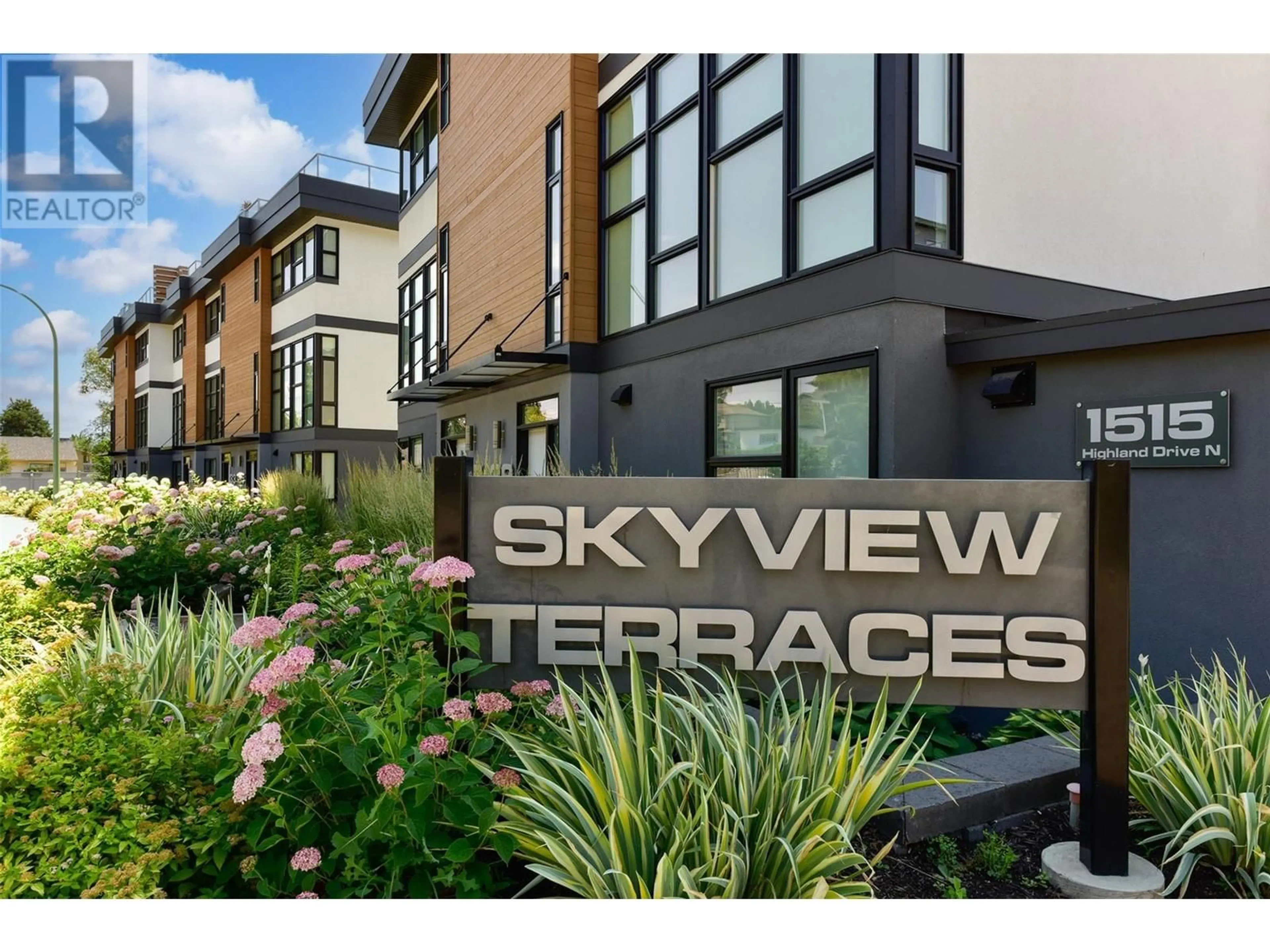 A pic from exterior of the house or condo for 1515 Highland Drive N Unit# 16, Kelowna British Columbia V1Y0C9