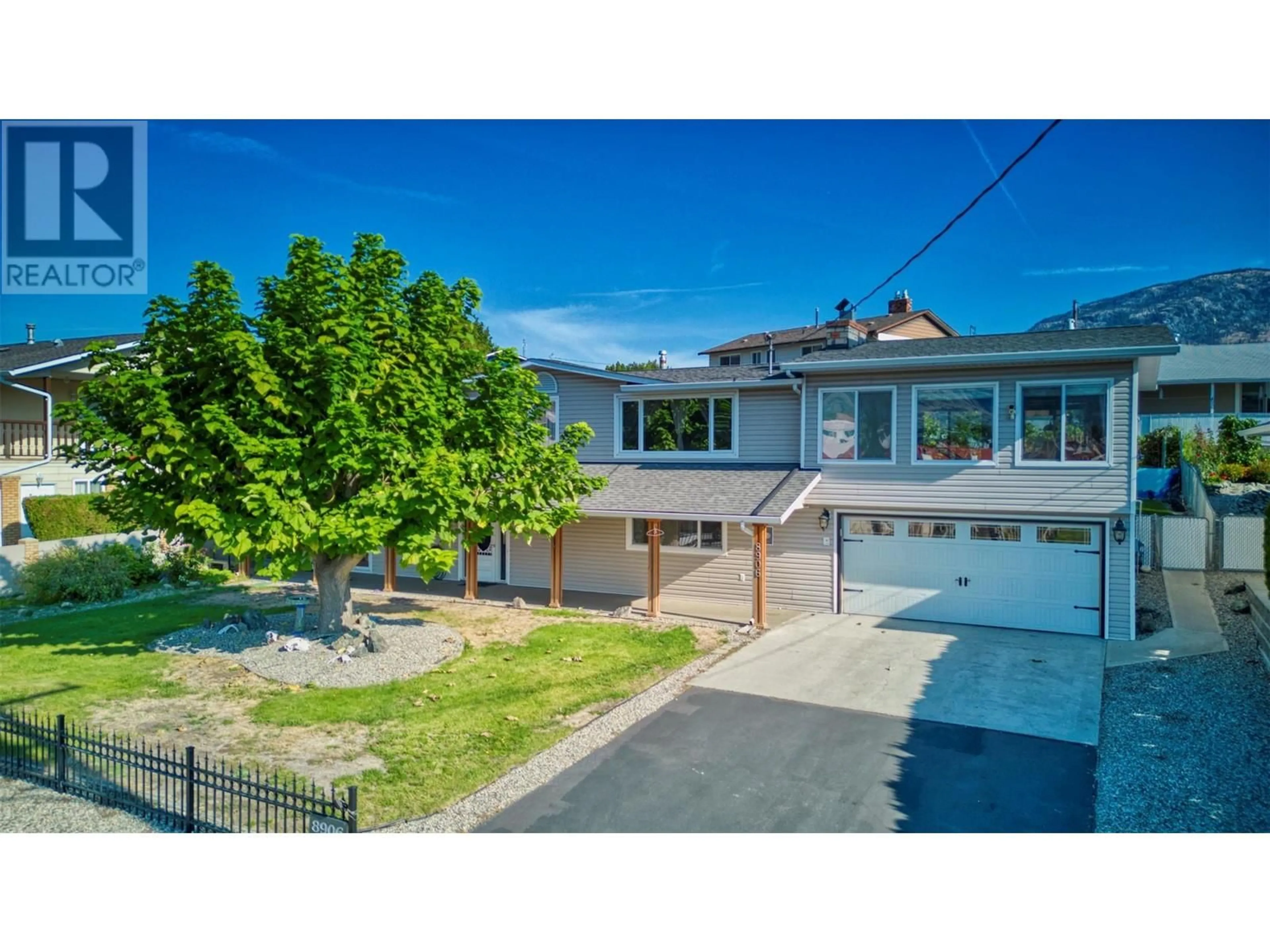 A pic from outside/outdoor area/front of a property/back of a property/a pic from drone, street for 8906 JUBILEE DRIVE, Osoyoos British Columbia V0H1V2