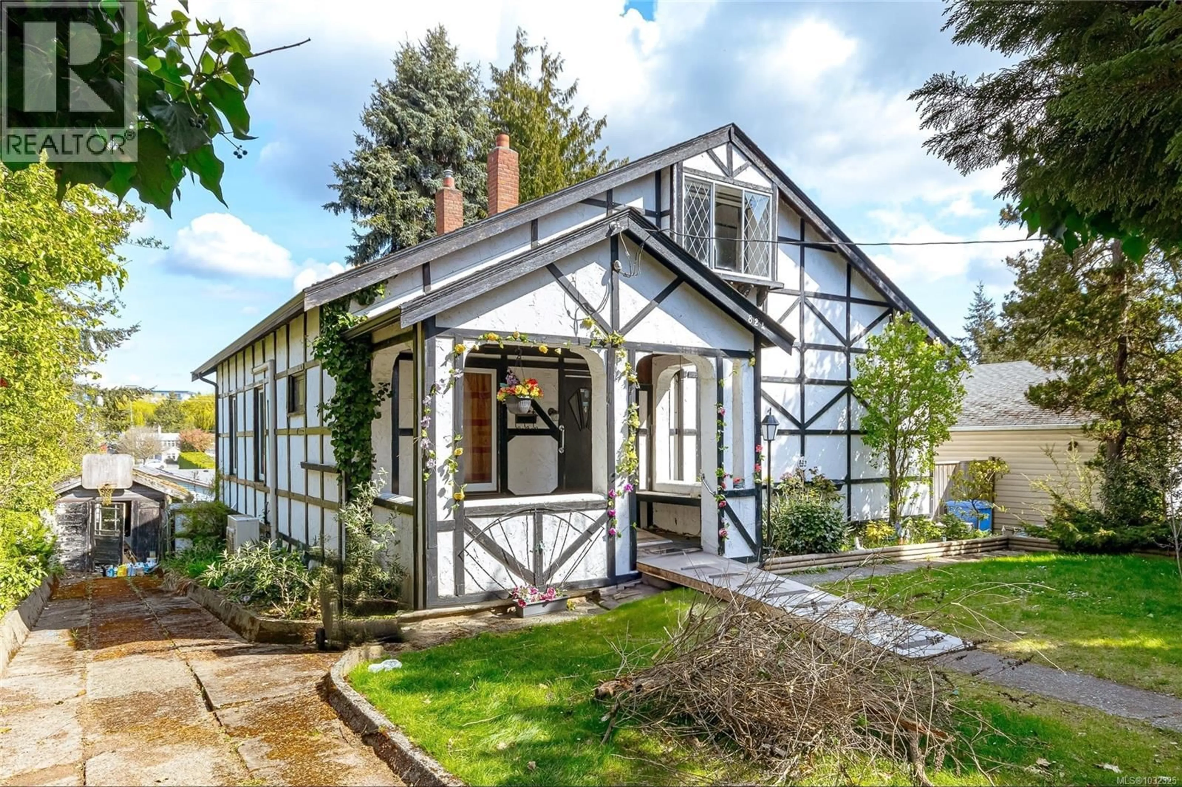 Unknown for 824 ELLERY STREET, Esquimalt British Columbia V9A4R7