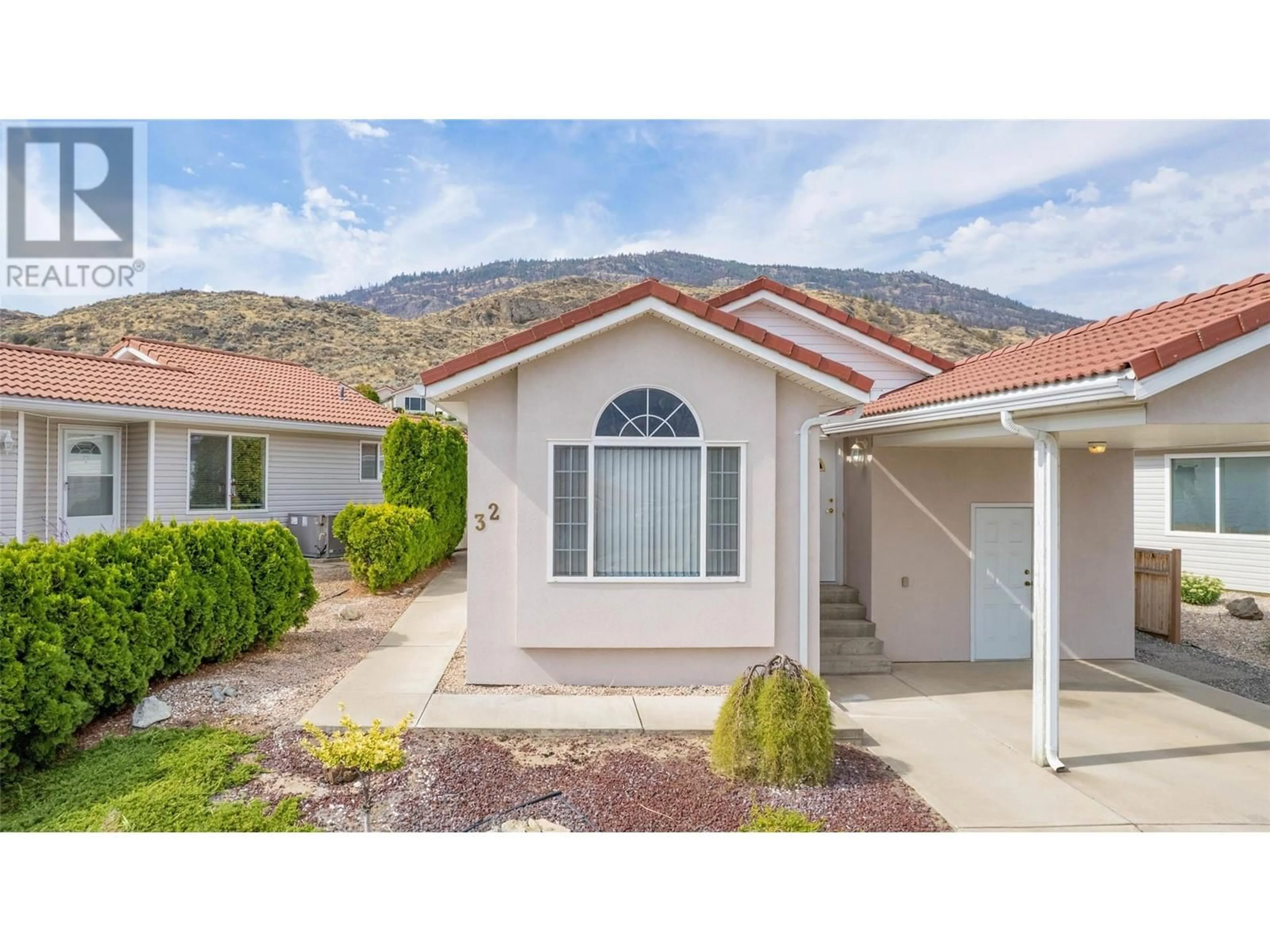 Home with vinyl exterior material, mountain view for 32 - 9400 115 STREET, Osoyoos British Columbia V0H1V5