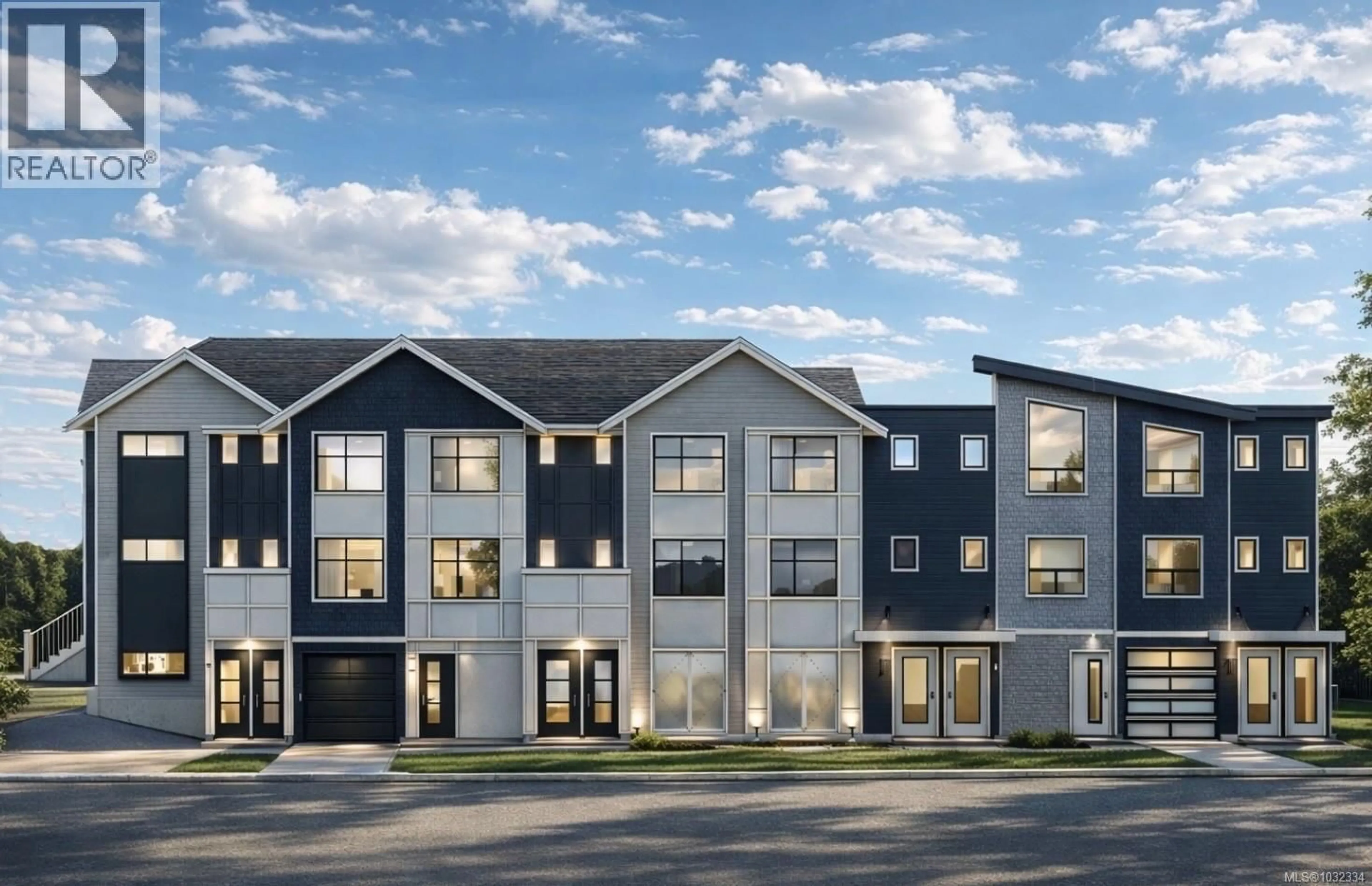 Home with vinyl exterior material, unknown for 2 - 1035 RUSSELL STREET, Victoria British Columbia V9A3Y2