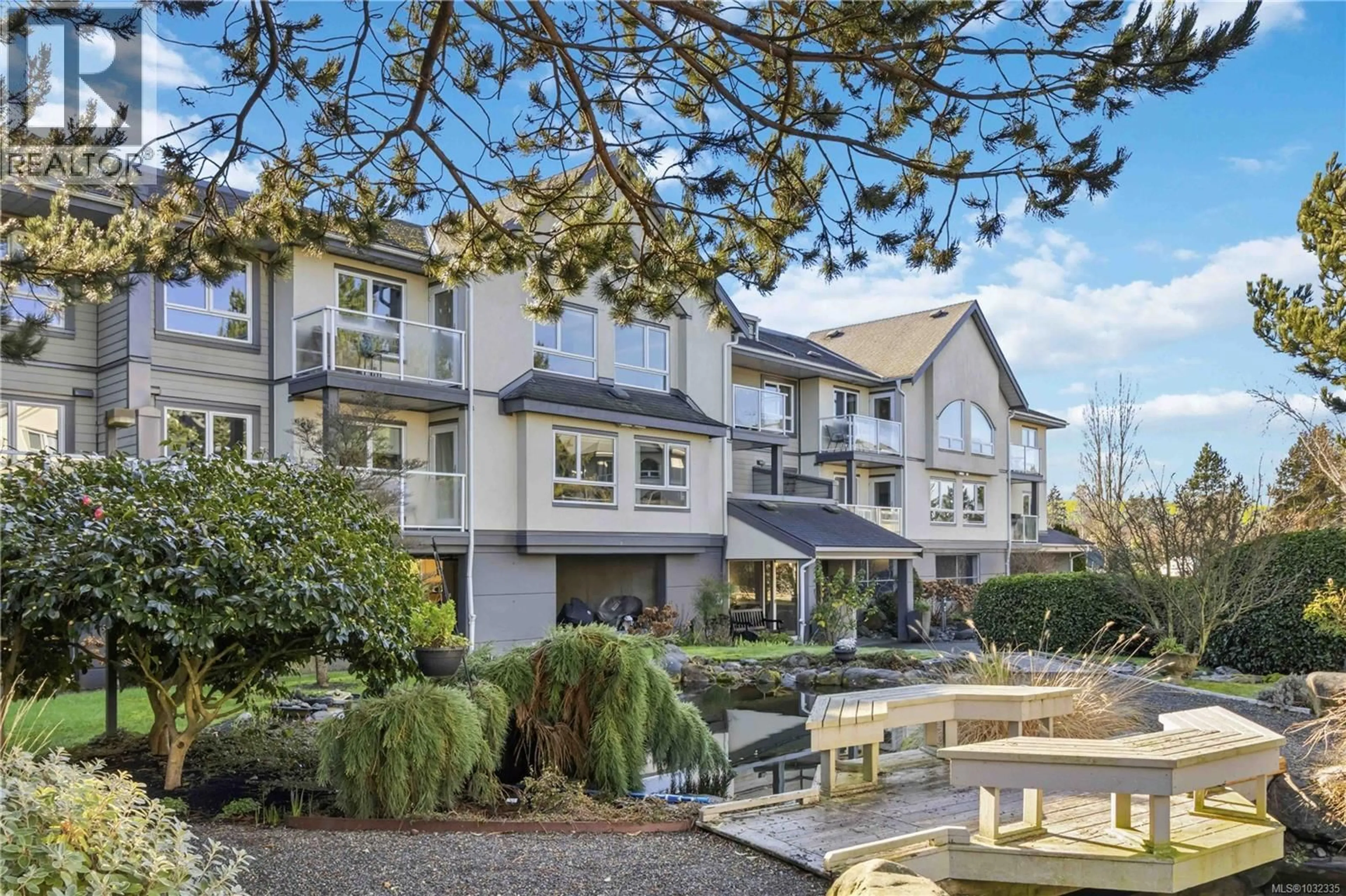 Patio, unknown for 219 - 2245 JAMES WHITE BOULEVARD, Sidney British Columbia V8L1Z5