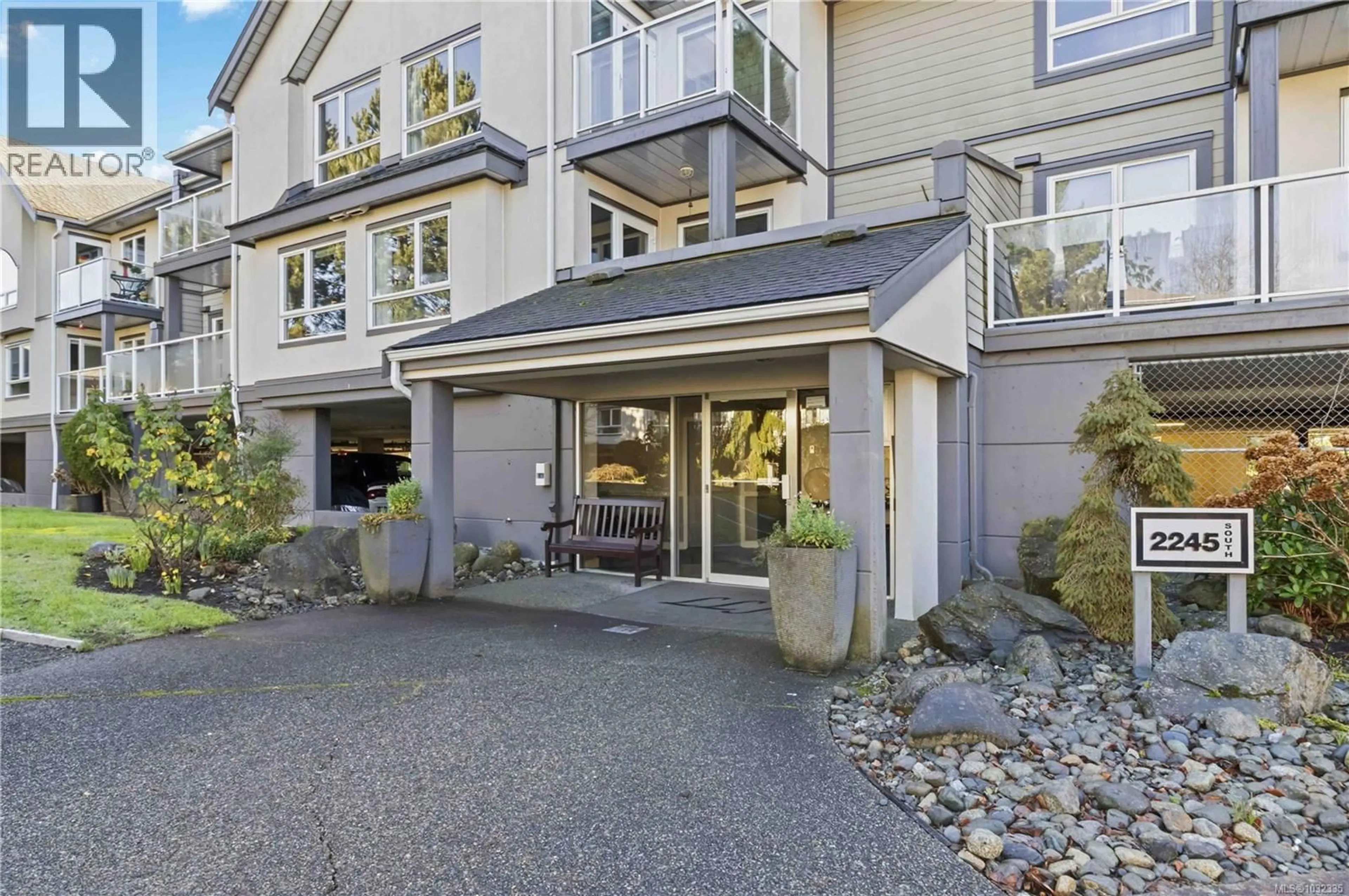 Unknown for 219 - 2245 JAMES WHITE BOULEVARD, Sidney British Columbia V8L1Z5