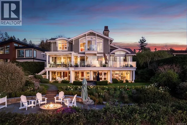 9752 GLYNNWOOD PARK ROAD, North Saanich 2