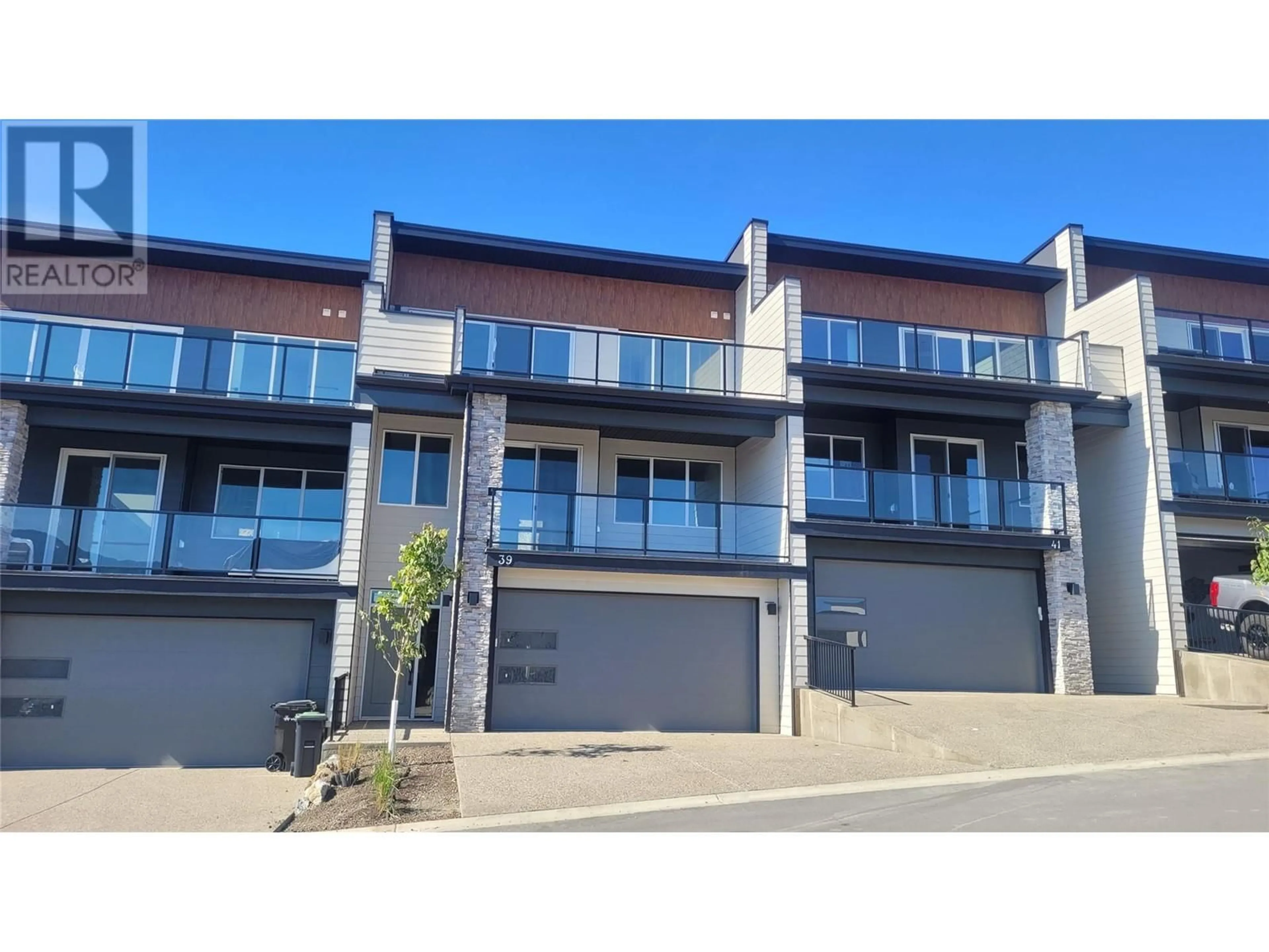 A pic from exterior of the house or condo for 7735 Okanagan Hills Boulevard Unit# 39 L, Vernon British Columbia V1H0A7