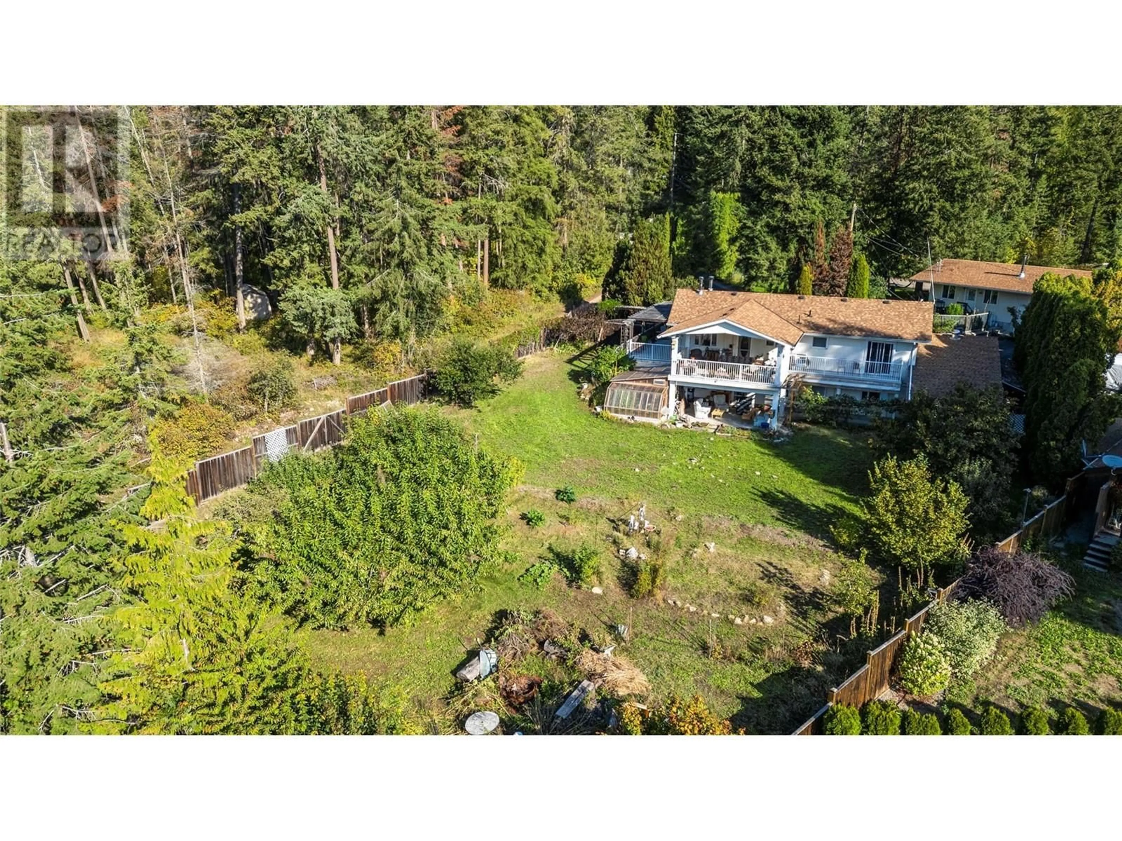 A pic from outside/outdoor area/front of a property/back of a property/a pic from drone, unknown for 1 - 5404 SUNNYBRAE CANOE PT ROAD, Tappen British Columbia V0E2X1