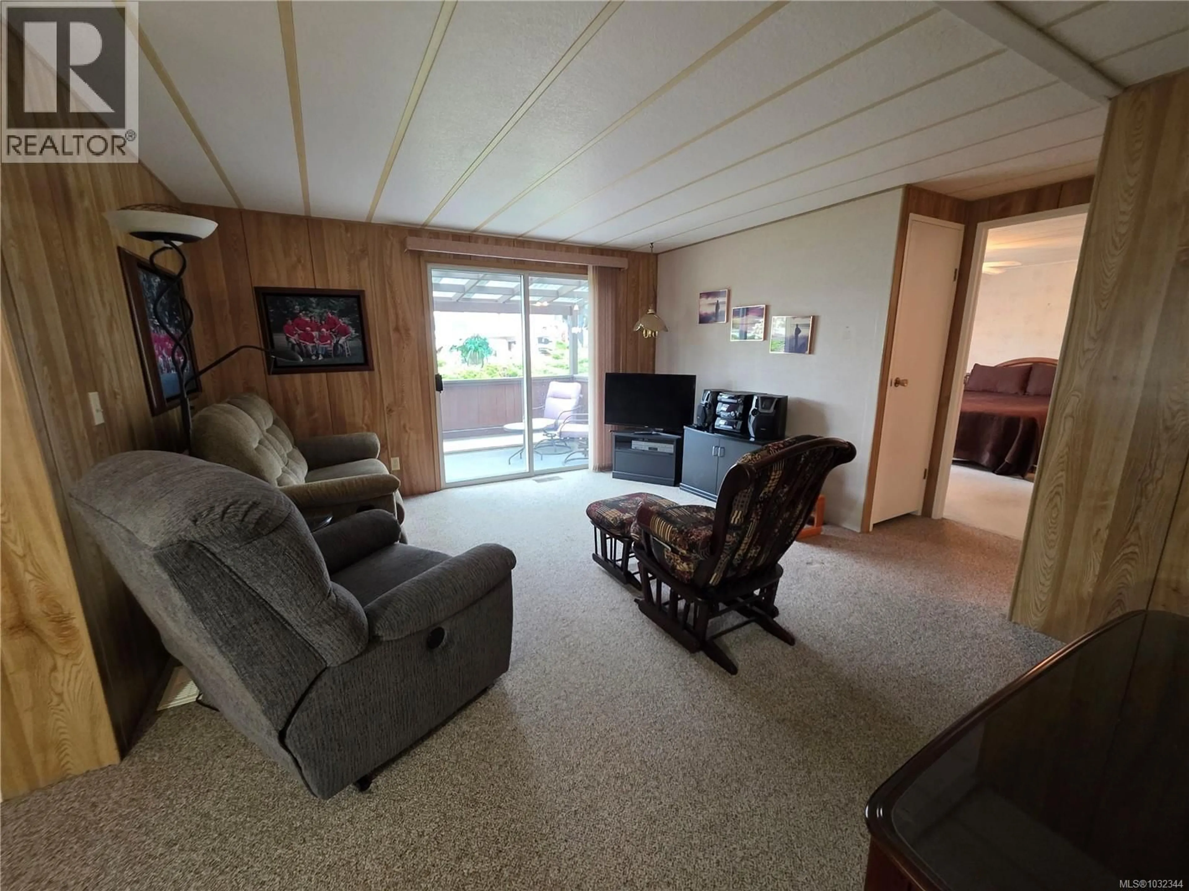 Living room with furniture, unknown for 13 - 4935 BROUGHTON STREET, Port Alberni British Columbia V9Y8G7