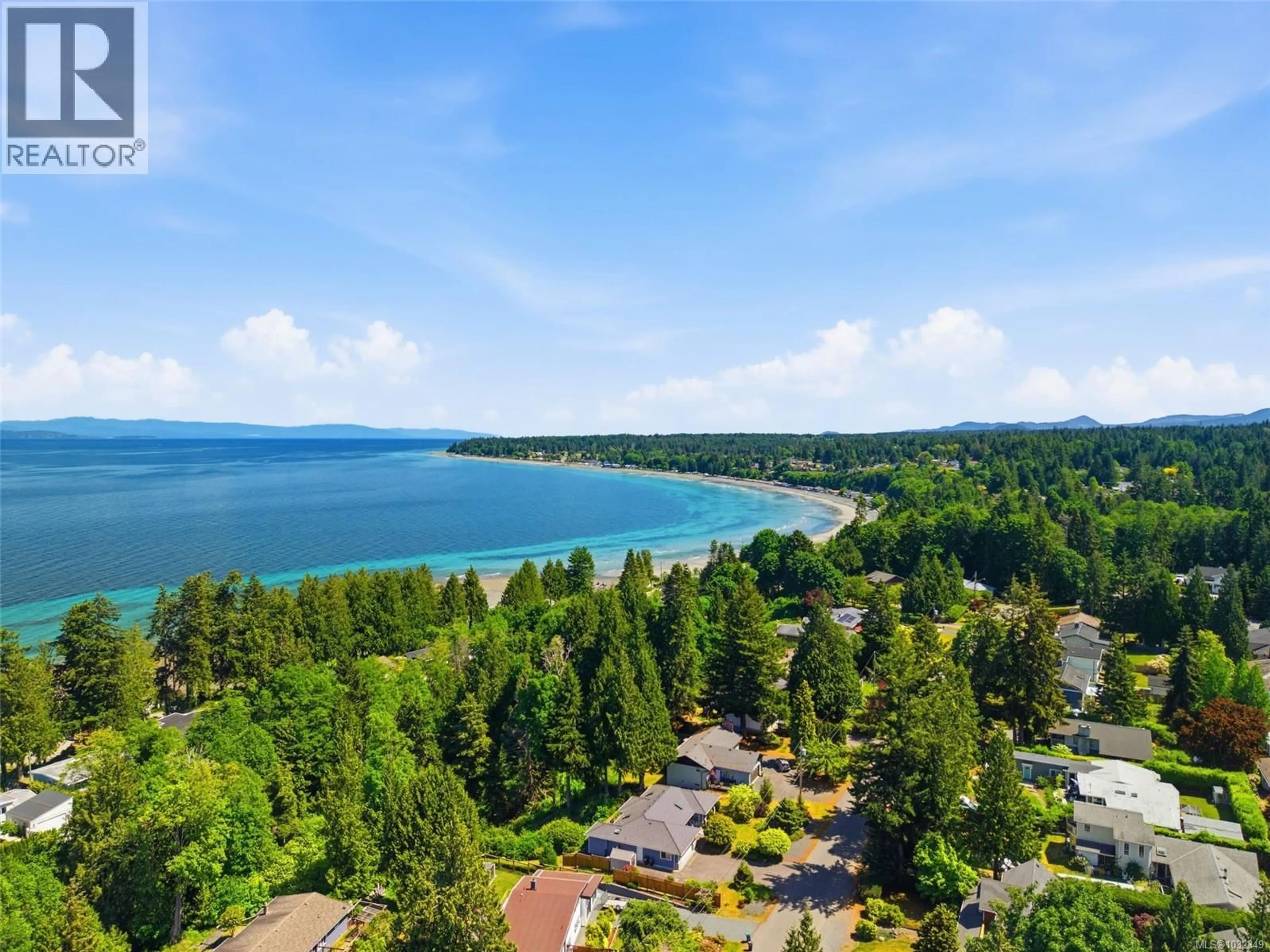 A pic from outside/outdoor area/front of a property/back of a property/a pic from drone, water/lake/river/ocean view for 391 PARK RIDGE PLACE, Qualicum Beach British Columbia V9K2S6