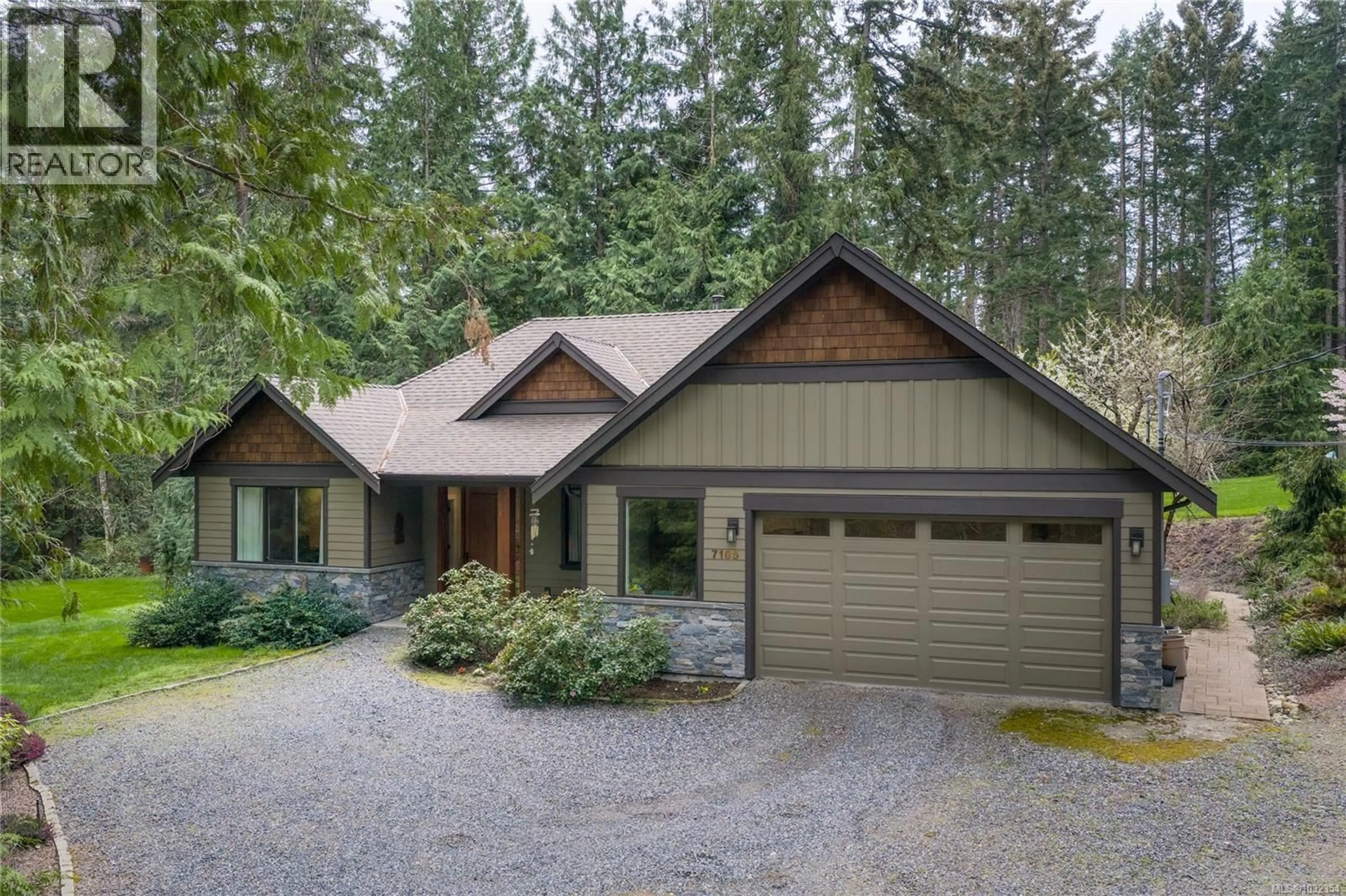 Home with vinyl exterior material, street for 7165 ROYAL DRIVE, Lantzville British Columbia V0R2H0