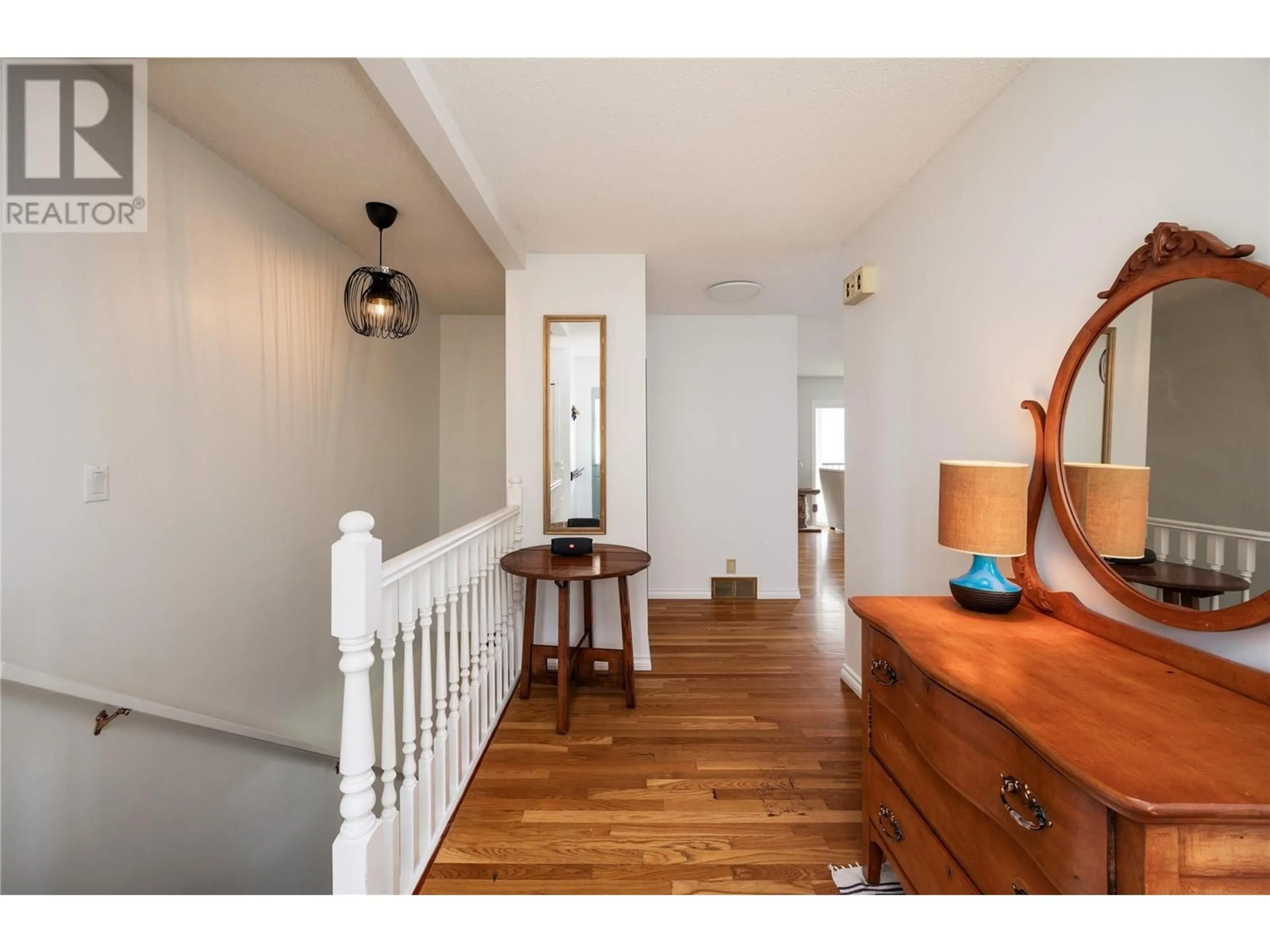 Indoor entryway, wood floors for 5253 Clarence Road, Peachland British Columbia V0H1X2