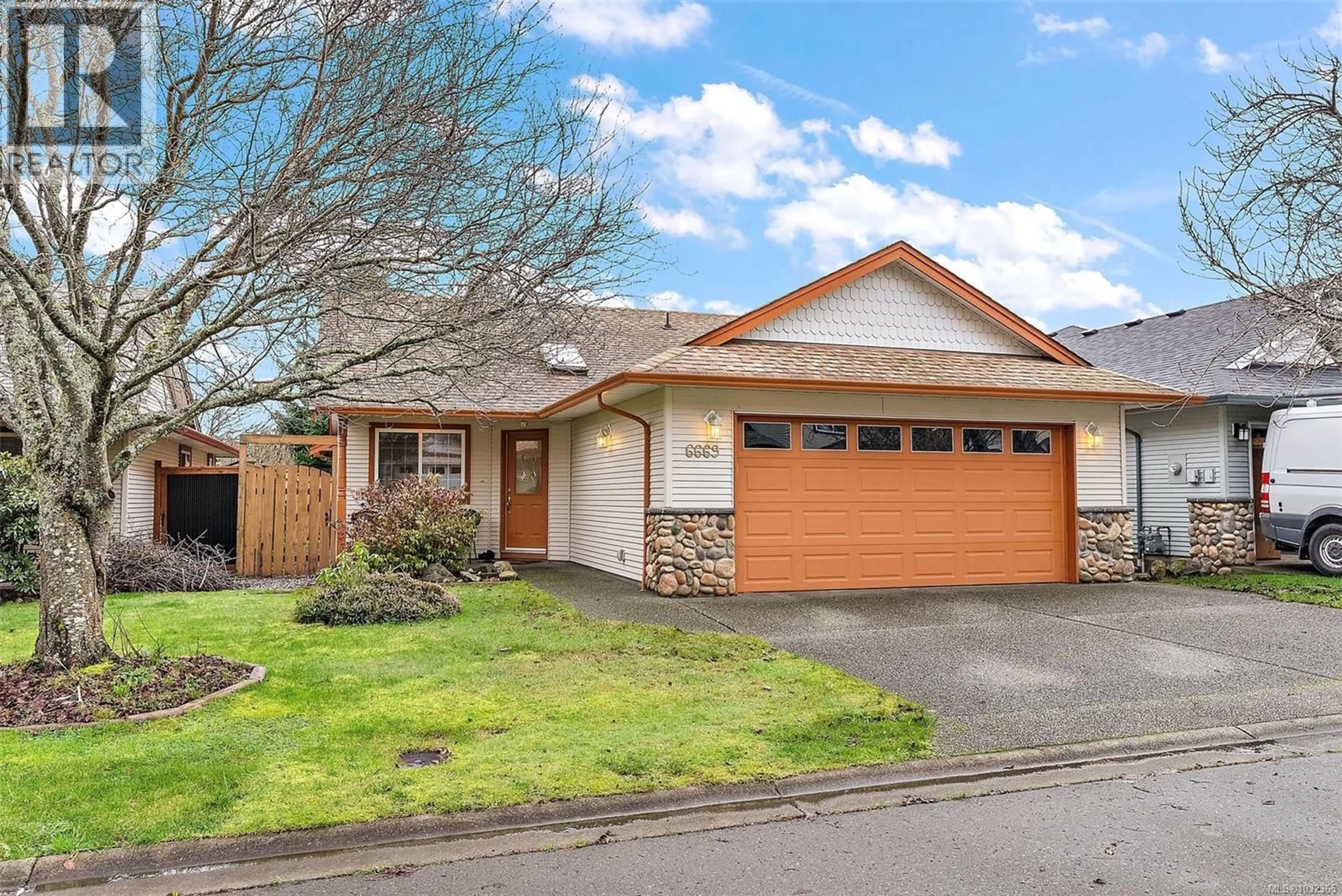 Home with vinyl exterior material, street for 6669 ACREMAN PLACE, Sooke British Columbia V9Z0V9