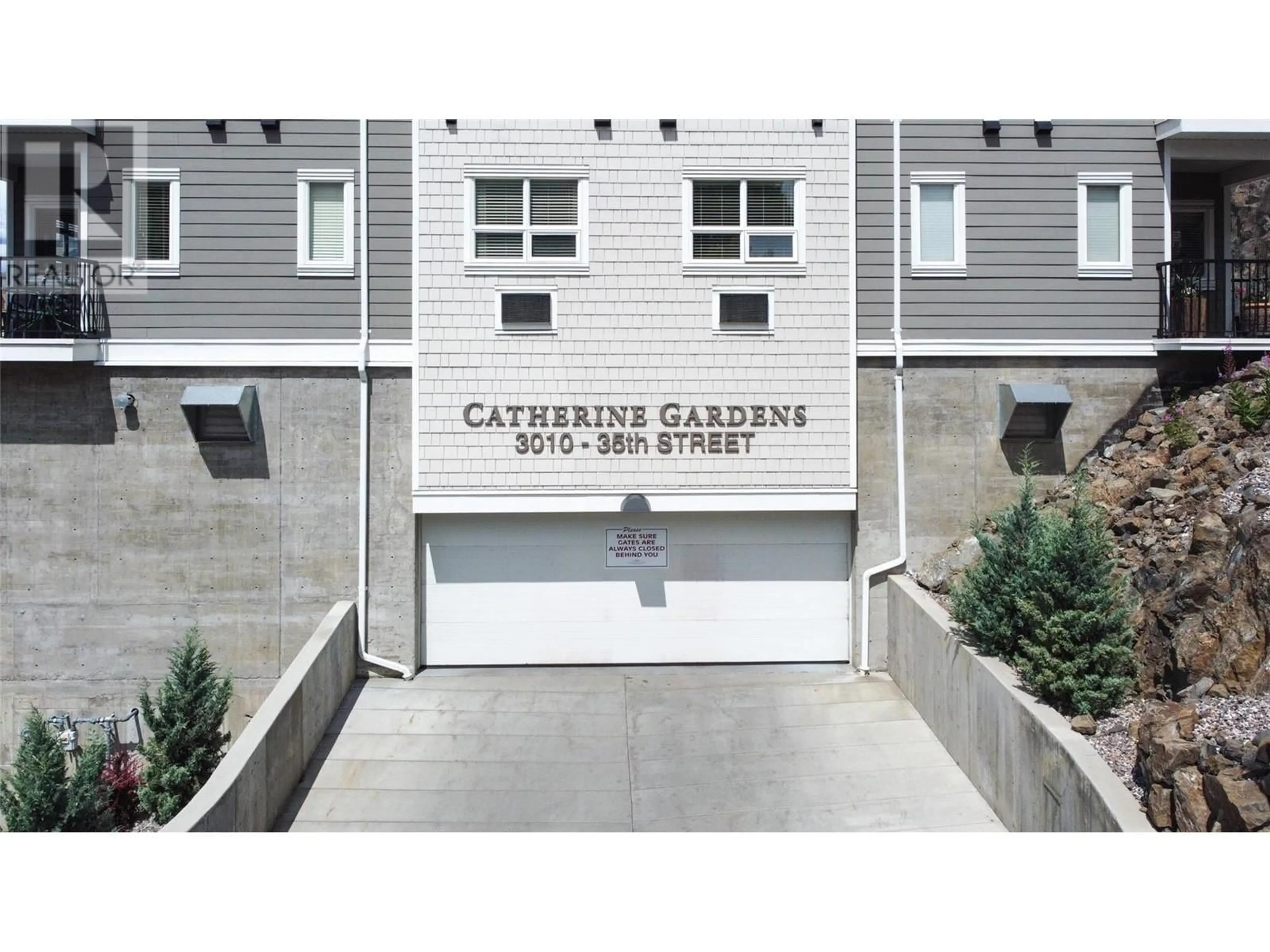 A pic from exterior of the house or condo for 3010 35 Street Unit# 302, Vernon British Columbia V1T0A7