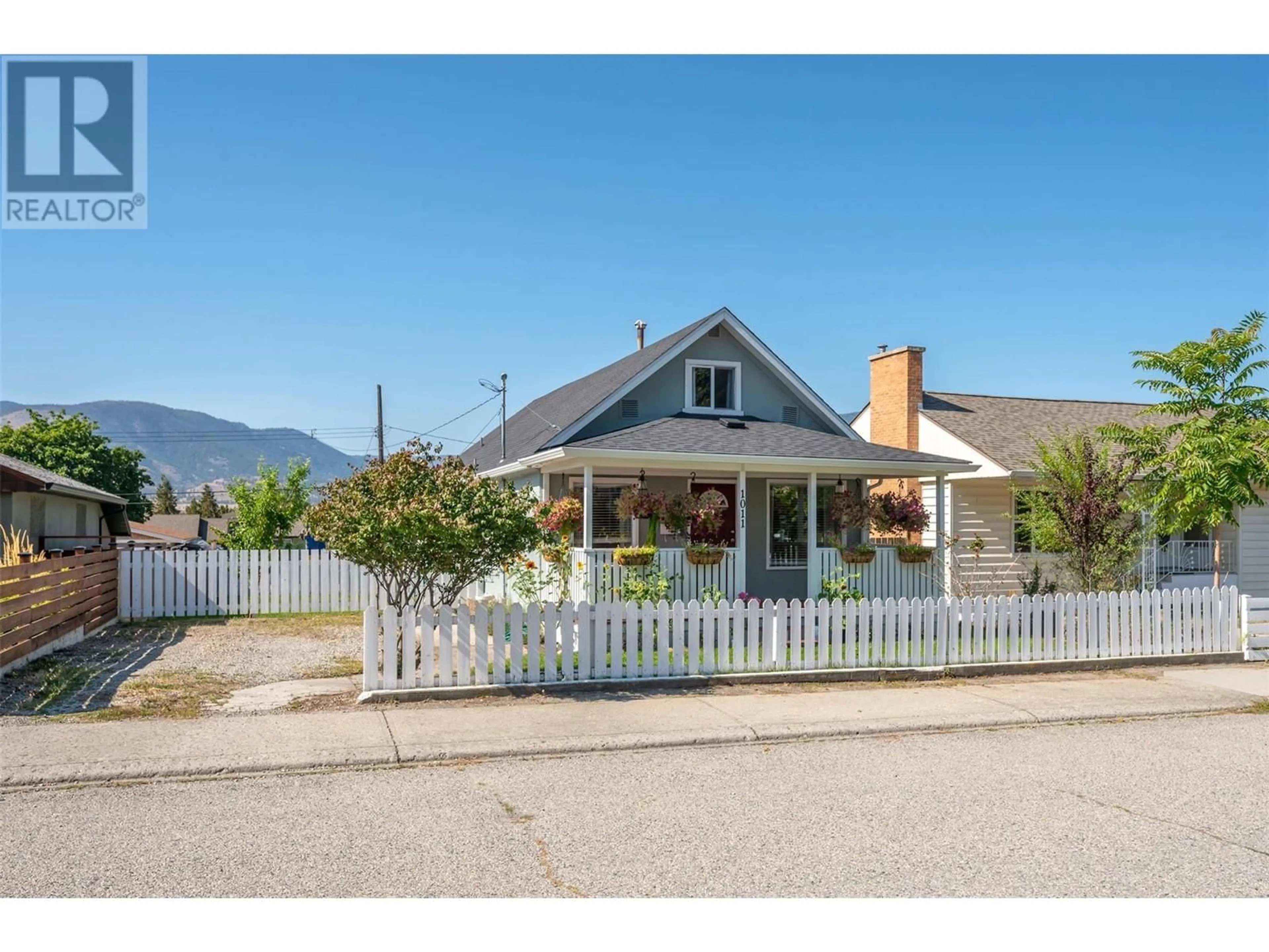 Frontside or backside of a home, cottage for 1011 KILWINNING Street, Penticton British Columbia V2A4N8