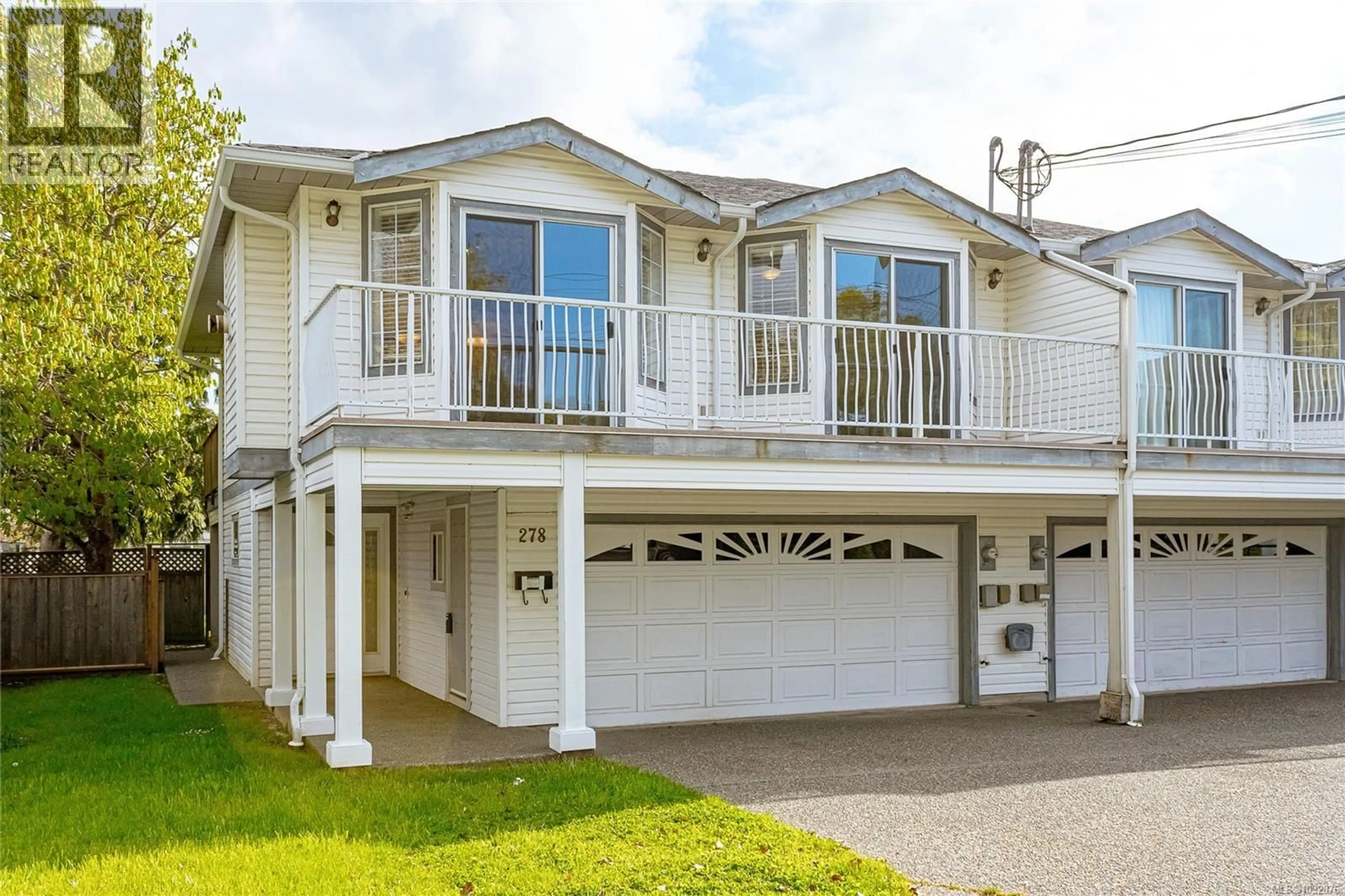 Home with vinyl exterior material, unknown for 278 BURNSIDE ROAD EAST, Saanich British Columbia V9A1A3