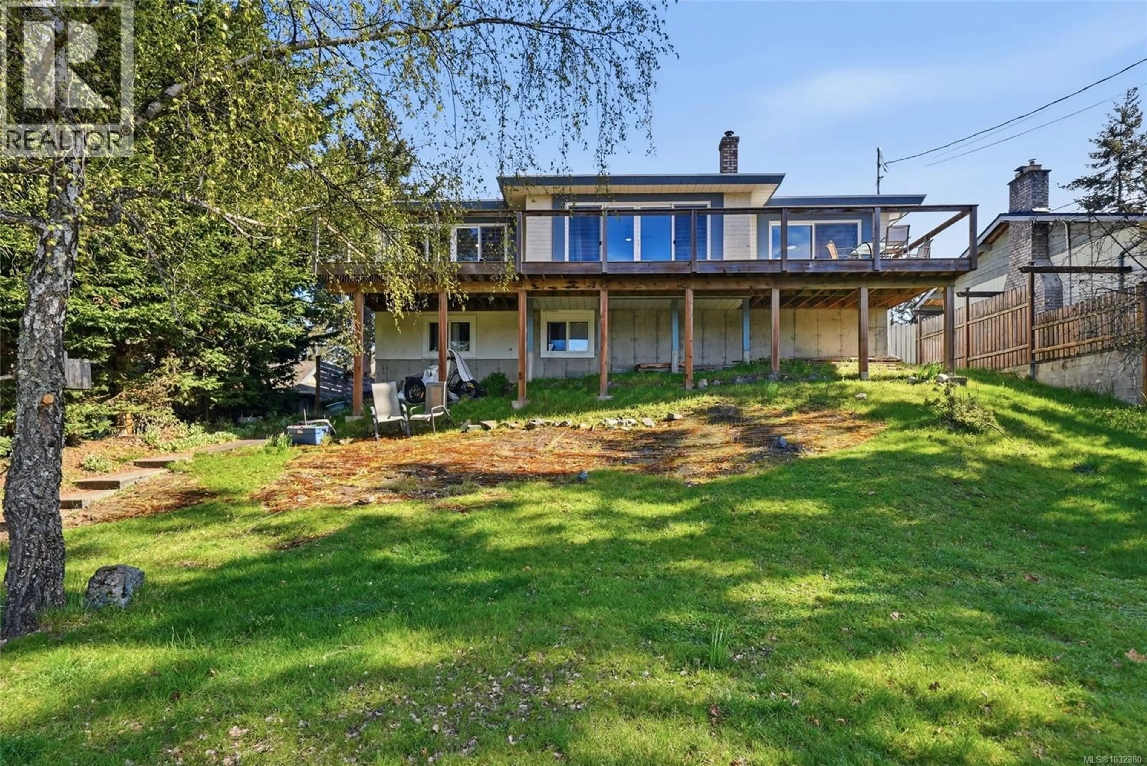 A pic from outside/outdoor area/front of a property/back of a property/a pic from drone, water/lake/river/ocean view for 1559 THE BELL, Nanoose Bay British Columbia V9P9B6