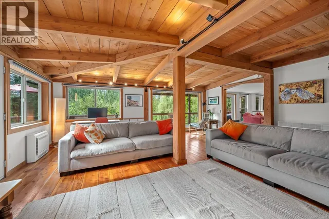 481 OLMSTEAD ROAD, Cortes Island 5