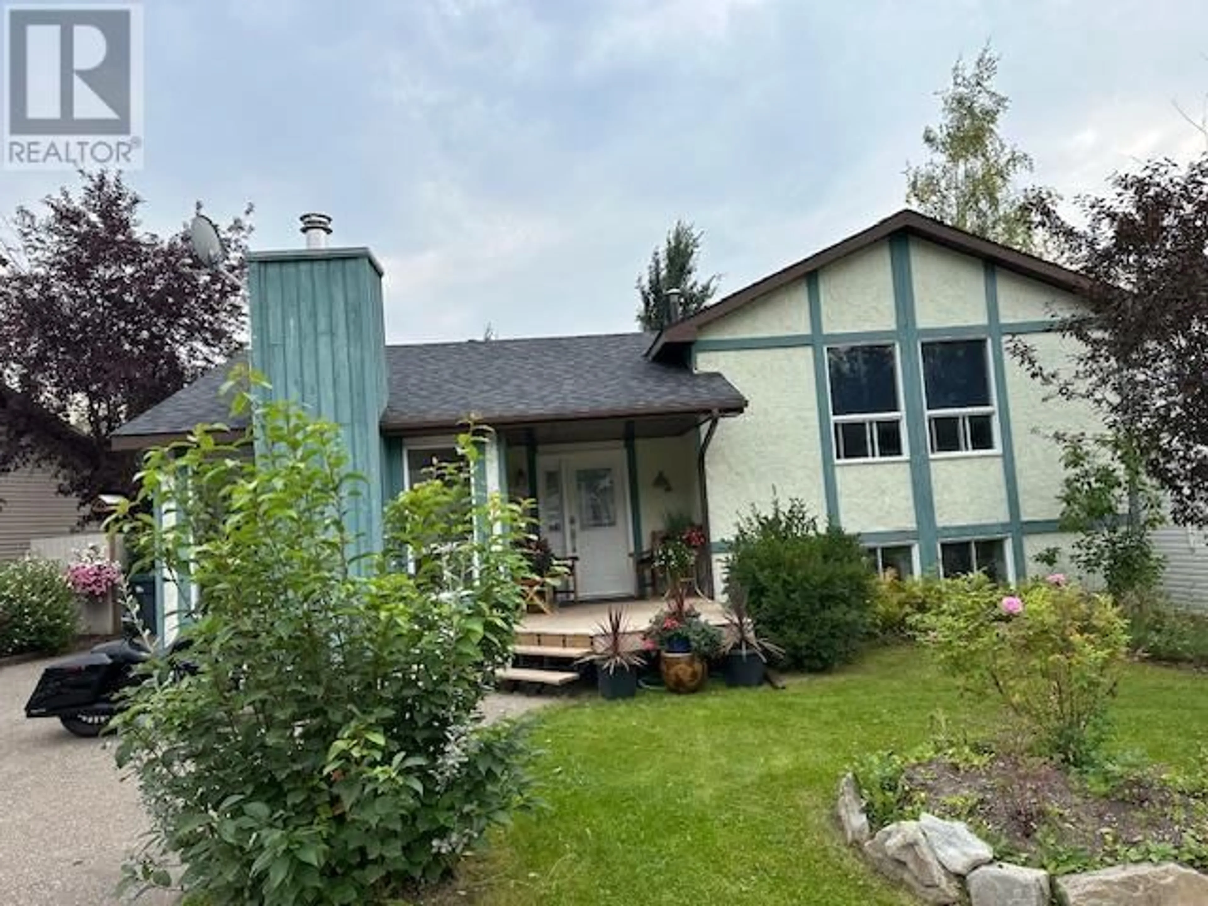 Outside view for 119 Gwillim Crescent, Tumbler Ridge British Columbia V0C2W0