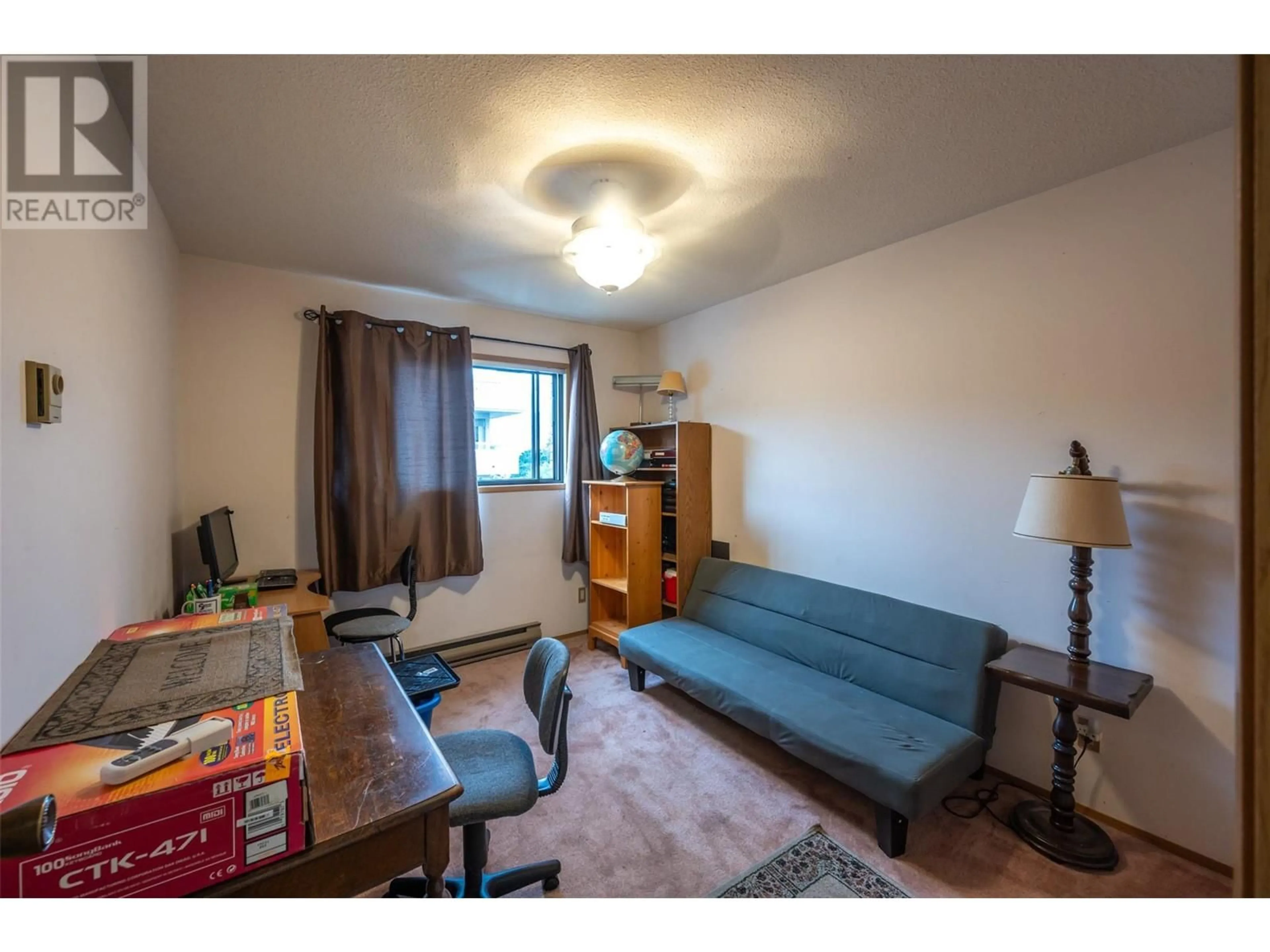 A pic of a room for 204 - 84 VAN HORNE STREET, Penticton British Columbia V2A4J8