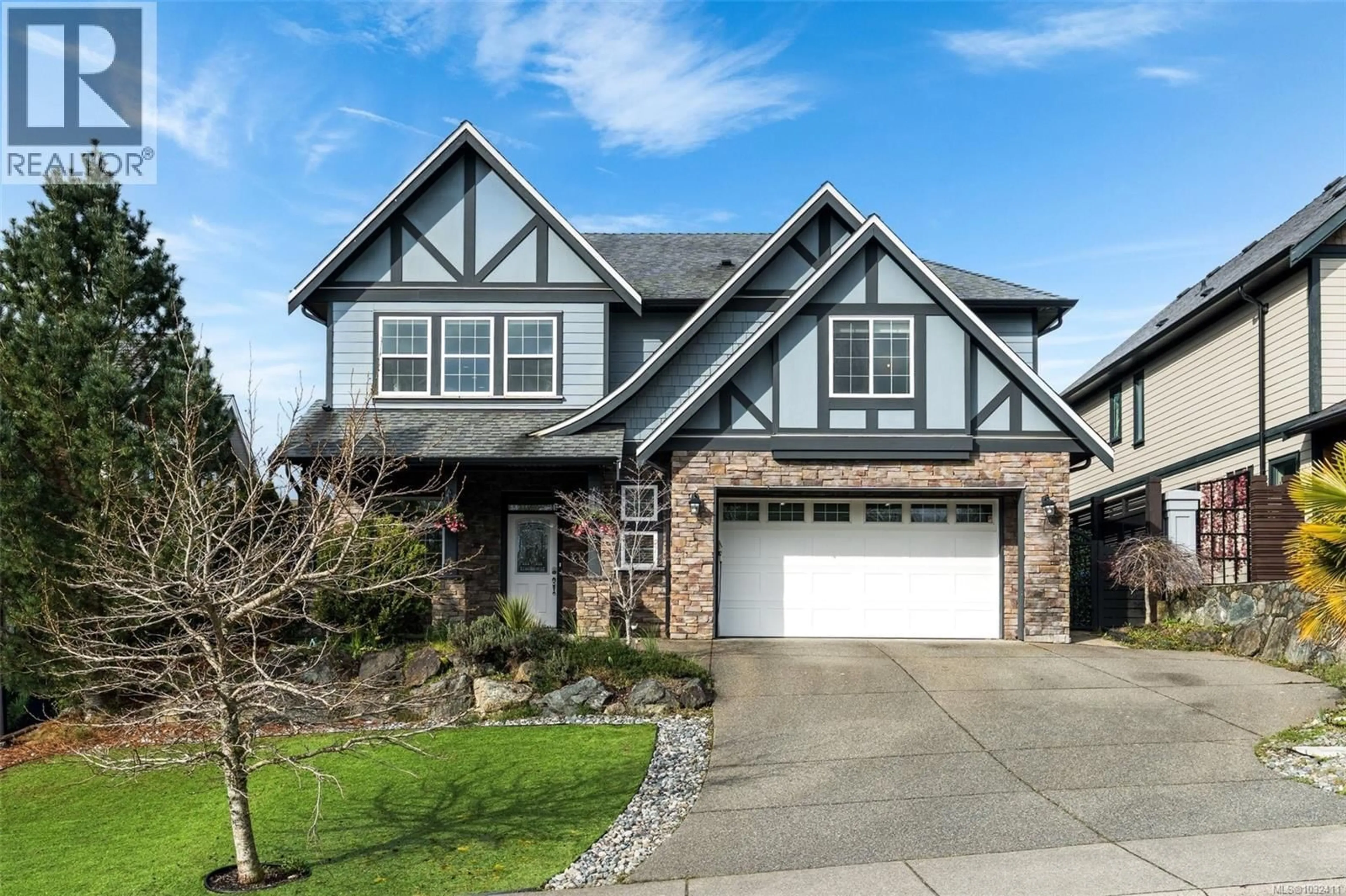 Home with vinyl exterior material, street for 2272 FRENCH ROAD NORTH, Sooke British Columbia V9Z0M3