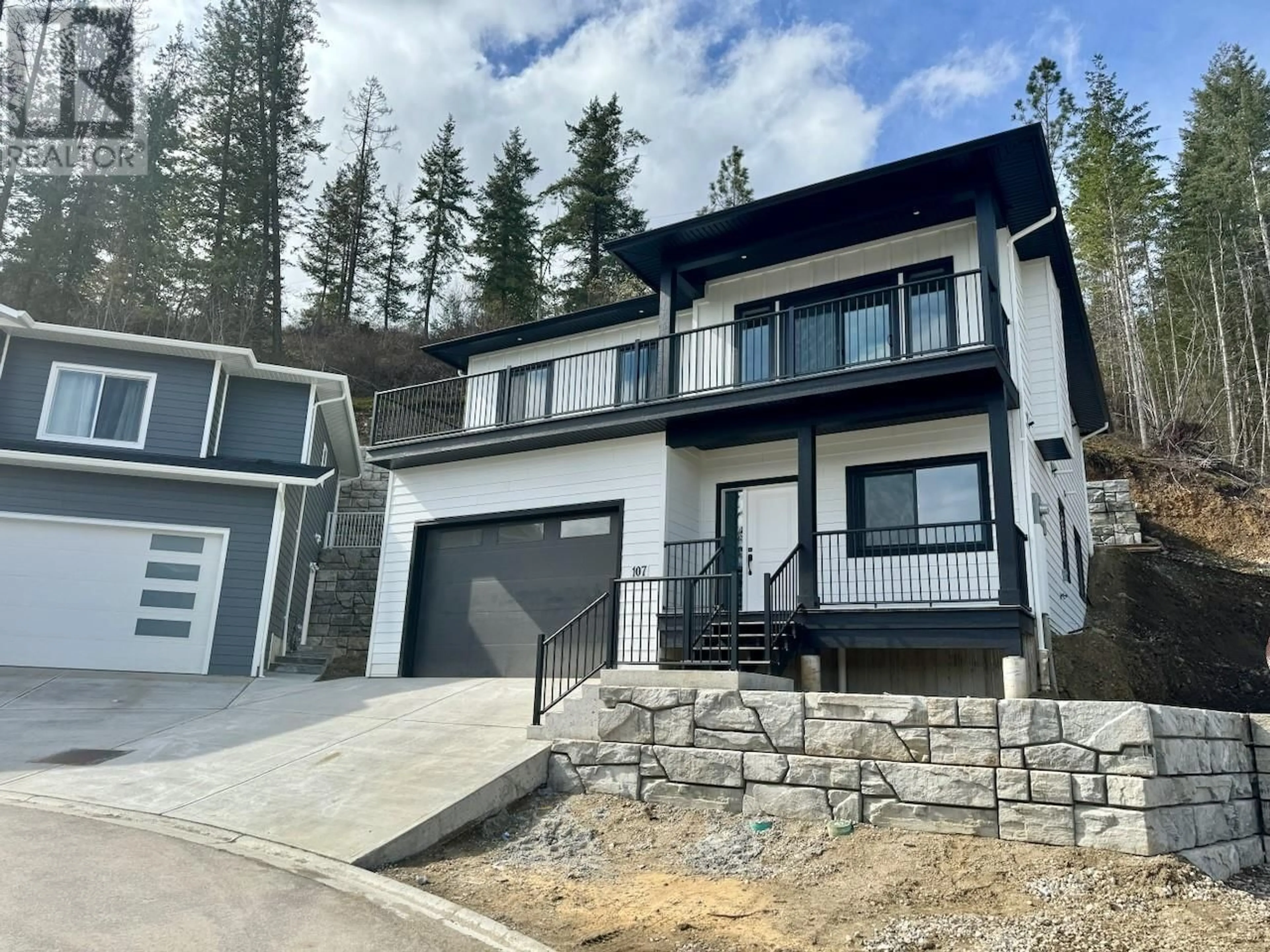 Frontside or backside of a home, cottage for 806 Cliff Avenue Unit# 107, Enderby British Columbia V0E1V1