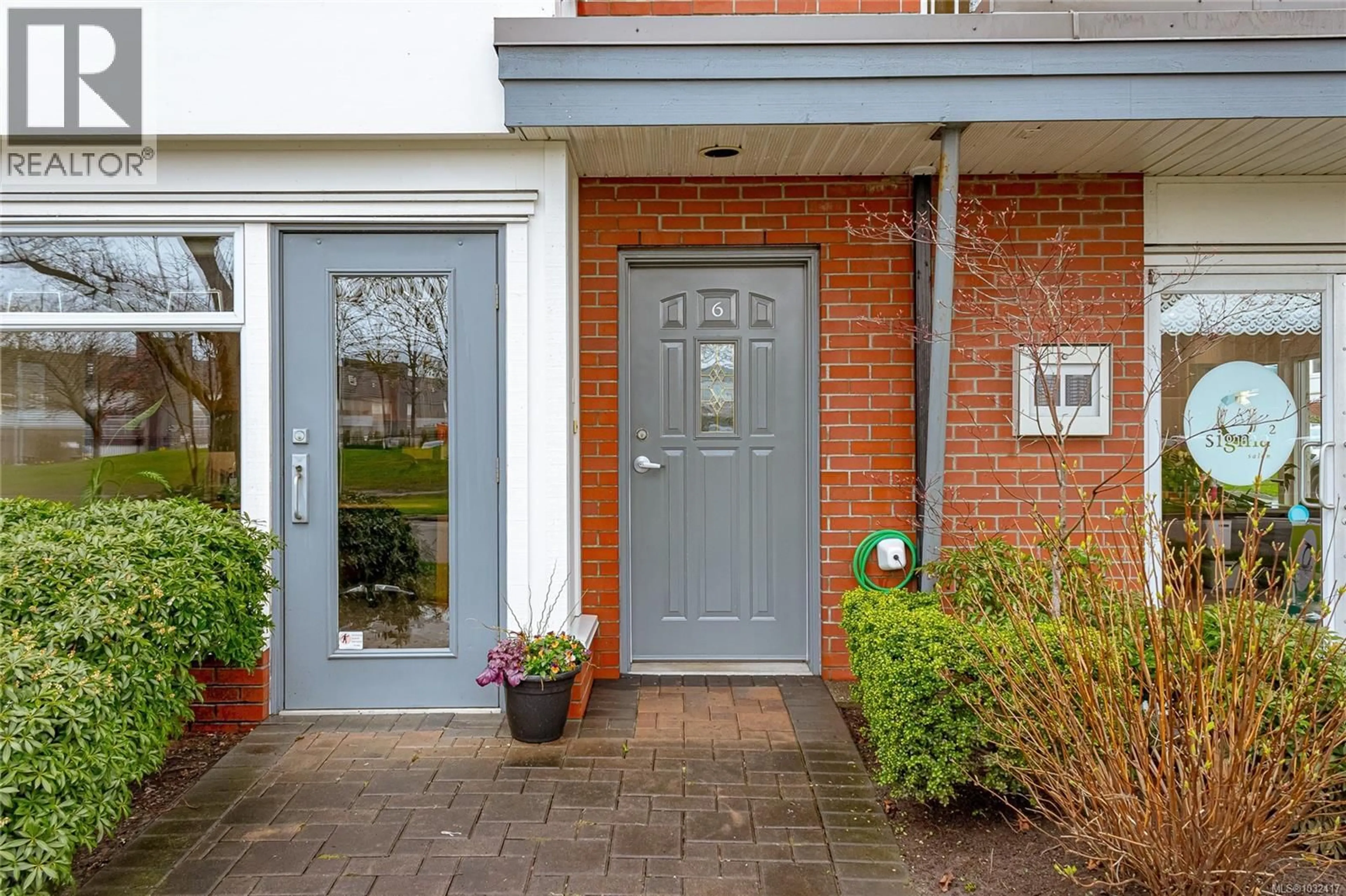 Unknown for 6 - 60 DALLAS ROAD, Victoria British Columbia V8V1A2