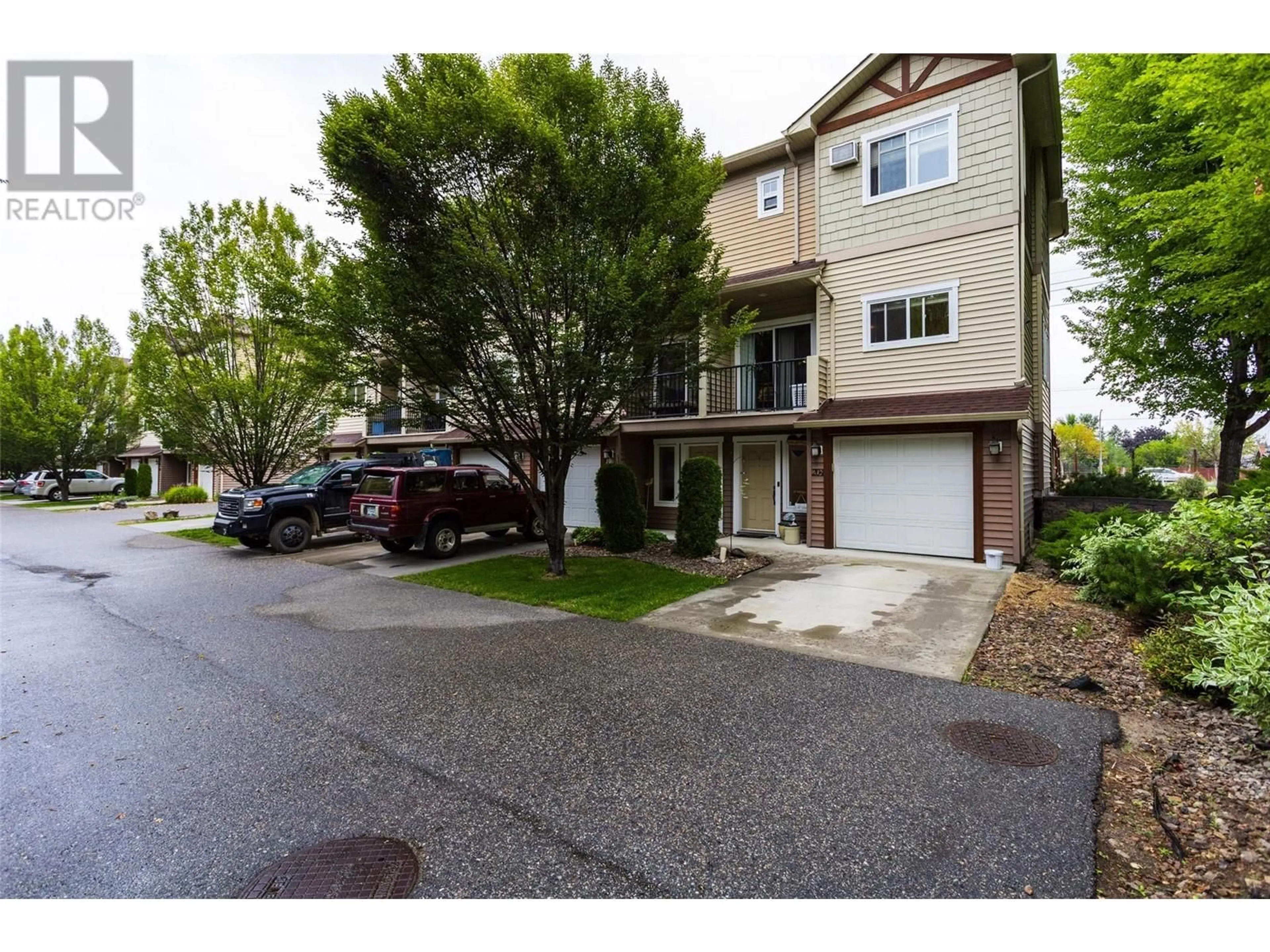 A pic from exterior of the house or condo, the street view for 150 Mallach Road Unit# 204, Kelowna British Columbia V1X2W5