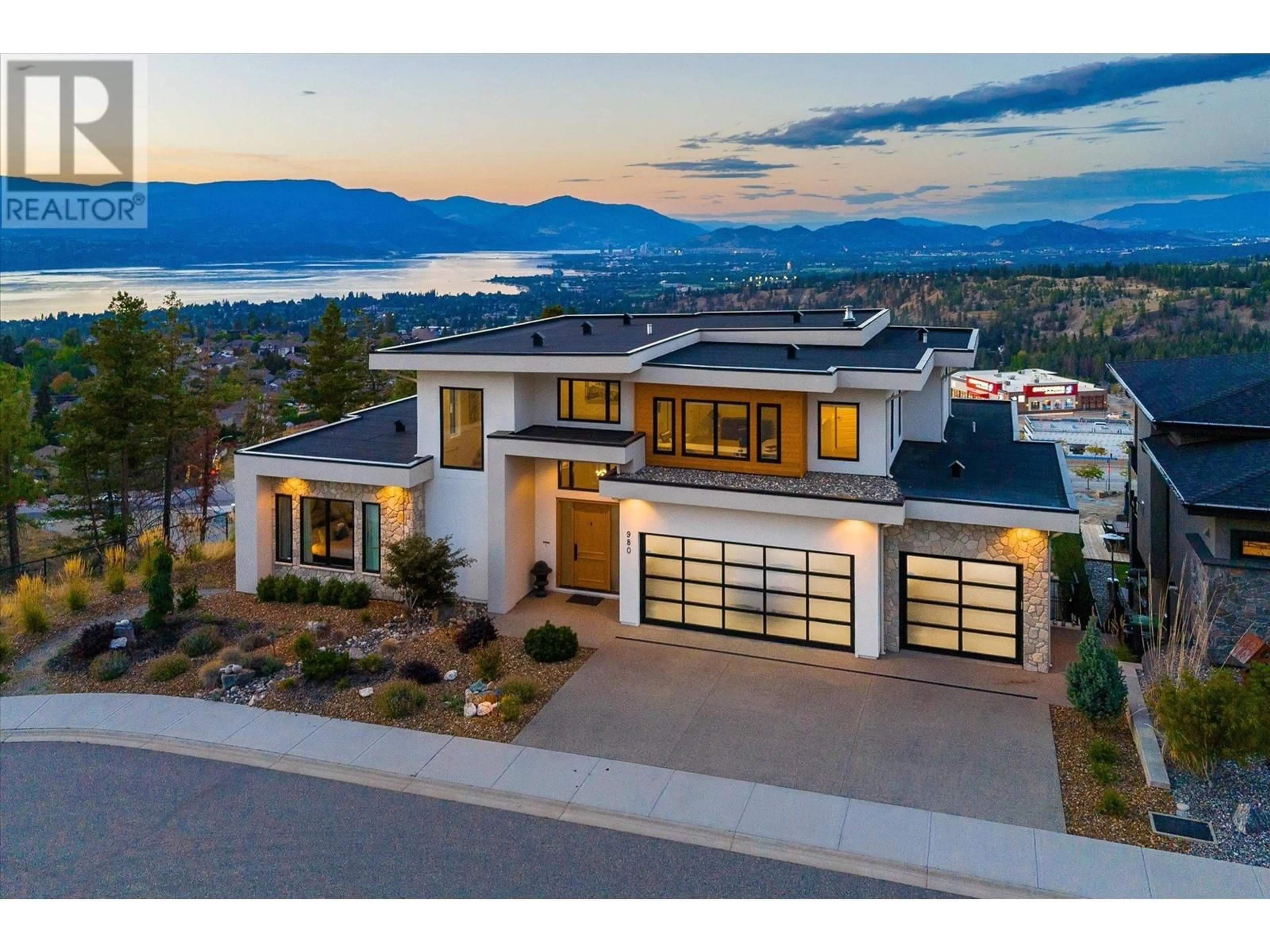 Frontside or backside of a home for 980 Ledgeview Court, Kelowna British Columbia V1W5M6