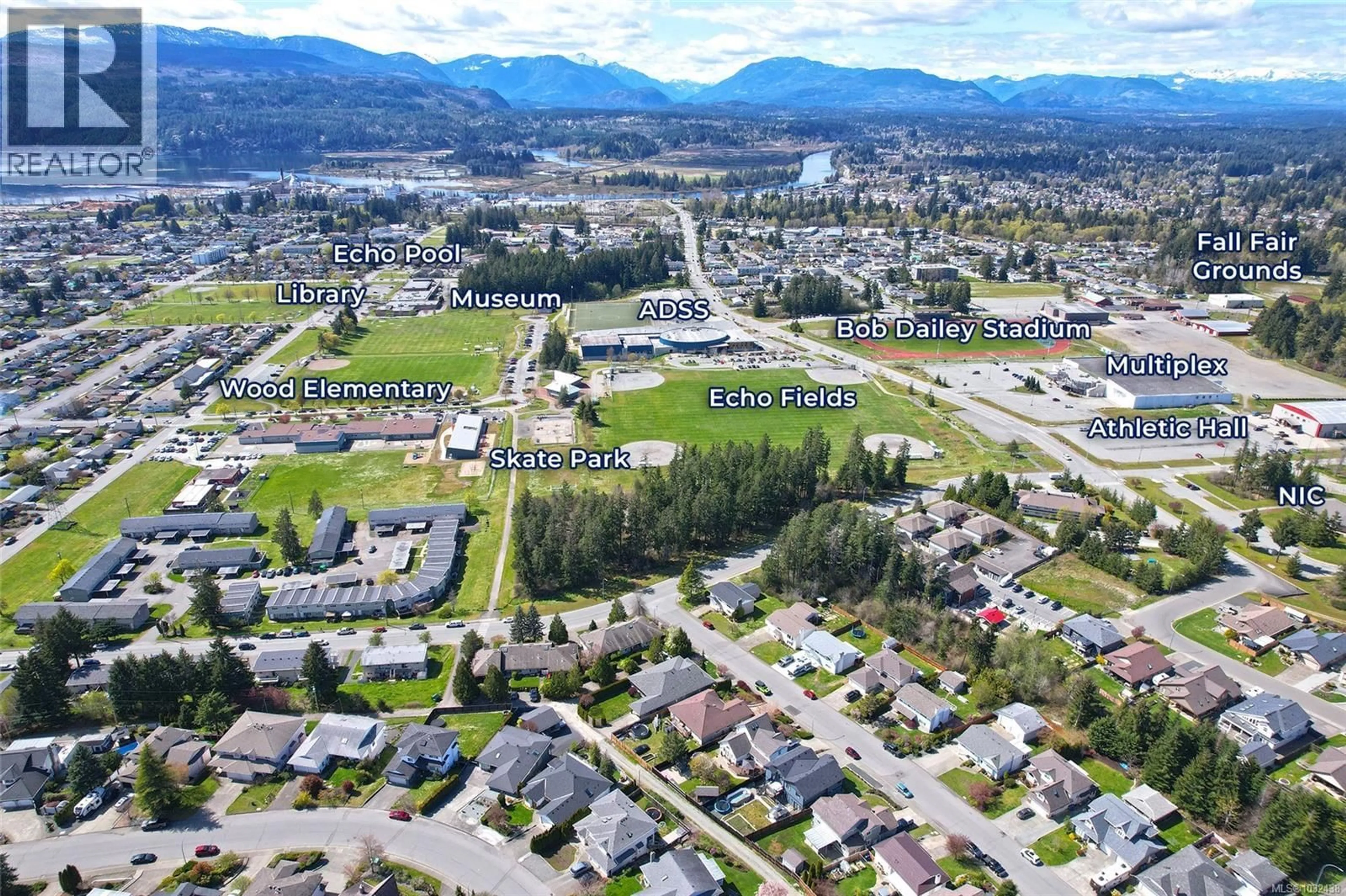 A pic from outside/outdoor area/front of a property/back of a property/a pic from drone, mountain view for 3596 HUFF DRIVE, Port Alberni British Columbia V9Y8B3