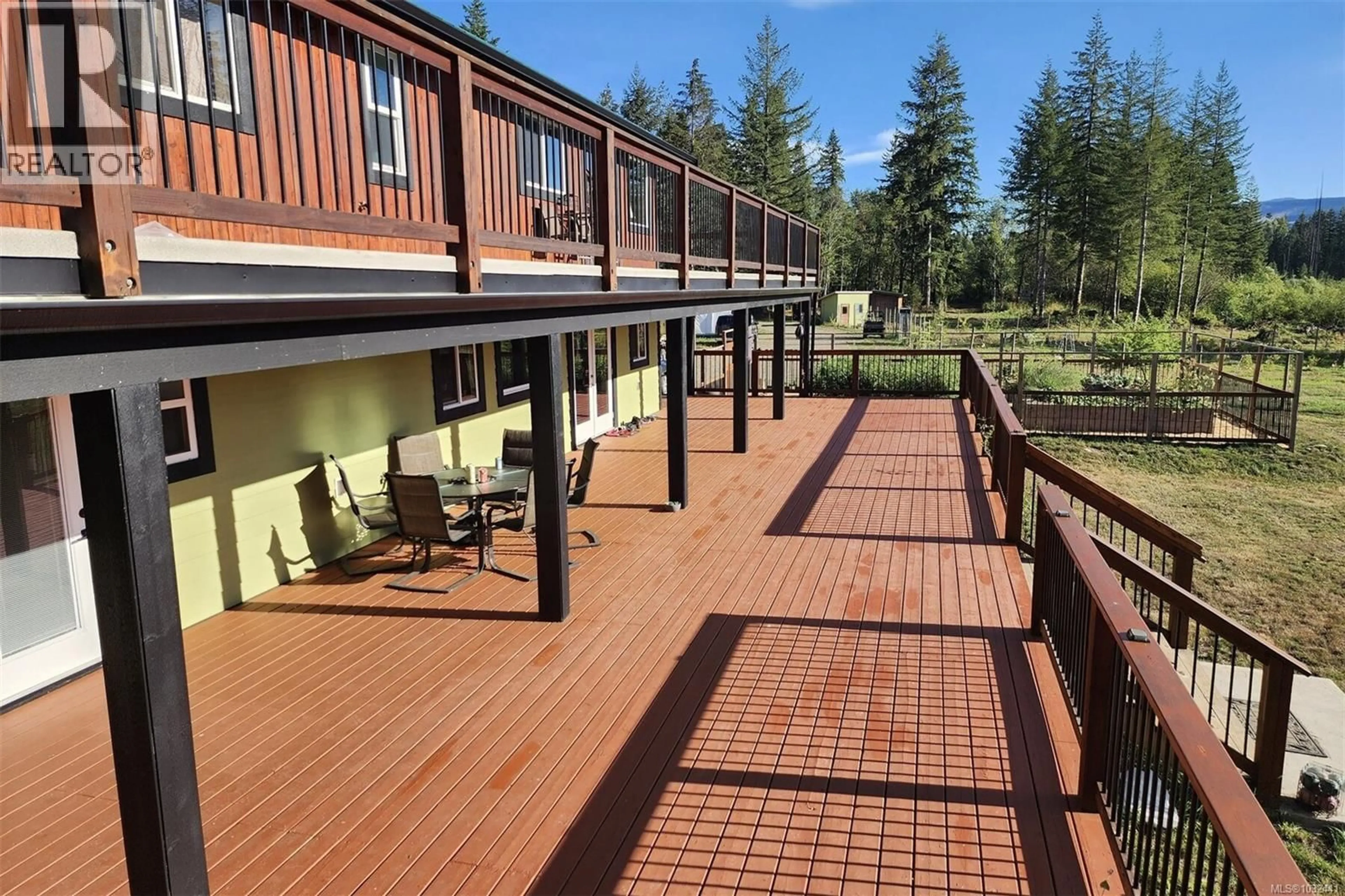 Patio, unknown for 2030 SPIKE ROAD, Merville British Columbia V9J1N5