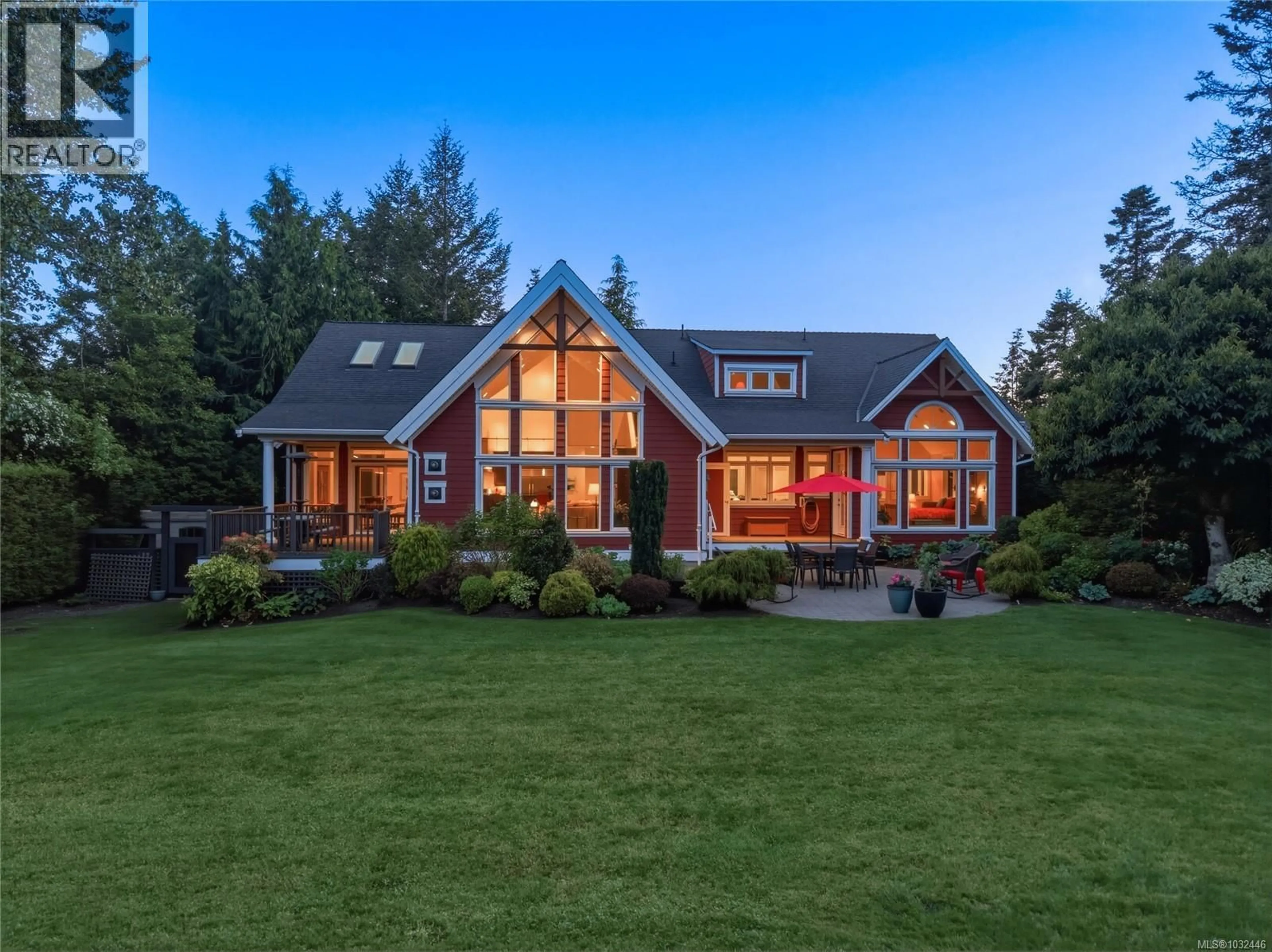Home with brick exterior material, mountain view for 3949 VALHALLA LANE, Saanich British Columbia V8N6N9