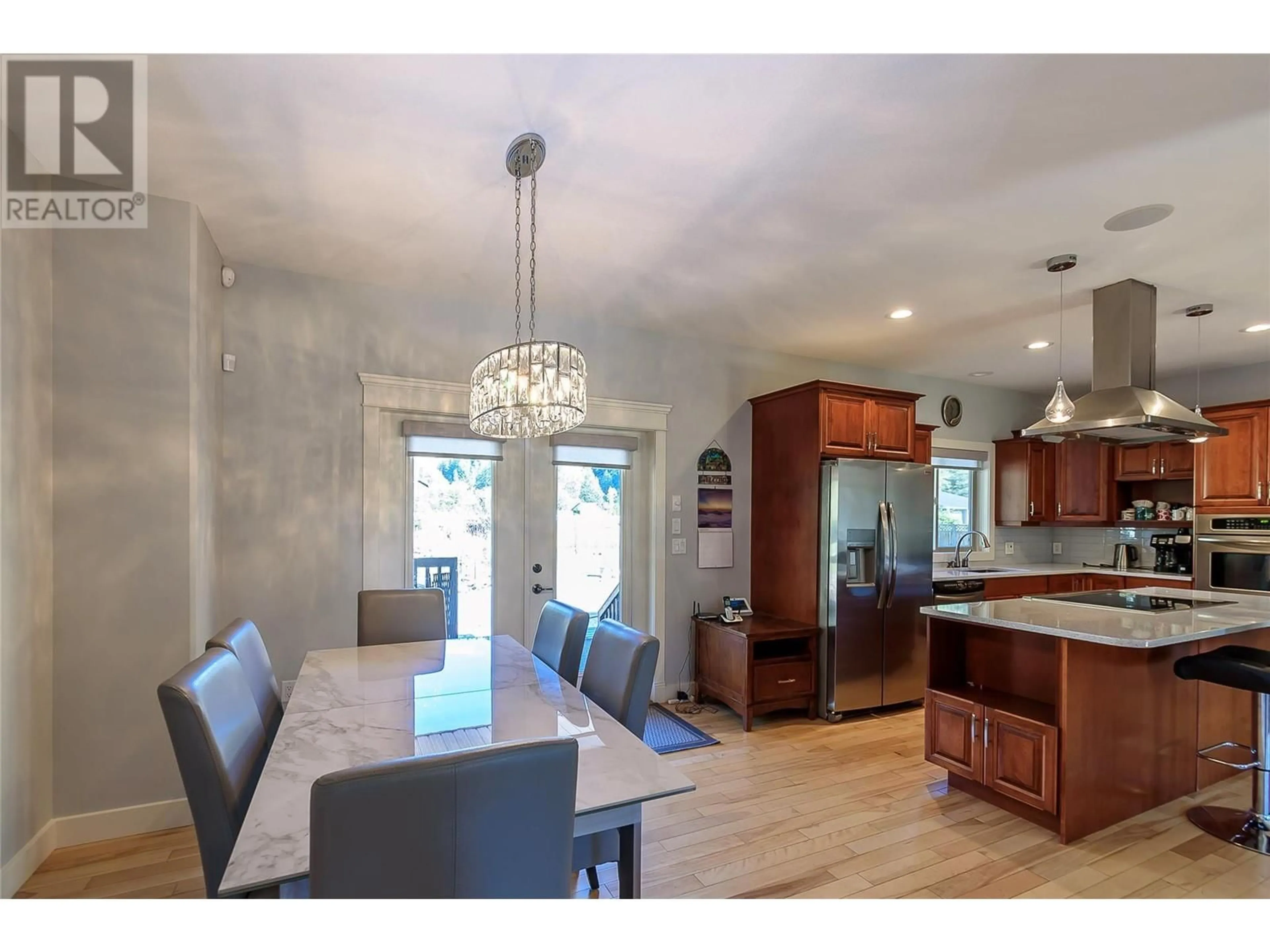 Open concept kitchen, unknown for 5575 HIGHWAY 6 HIGHWAY, Coldstream British Columbia V1T3E2
