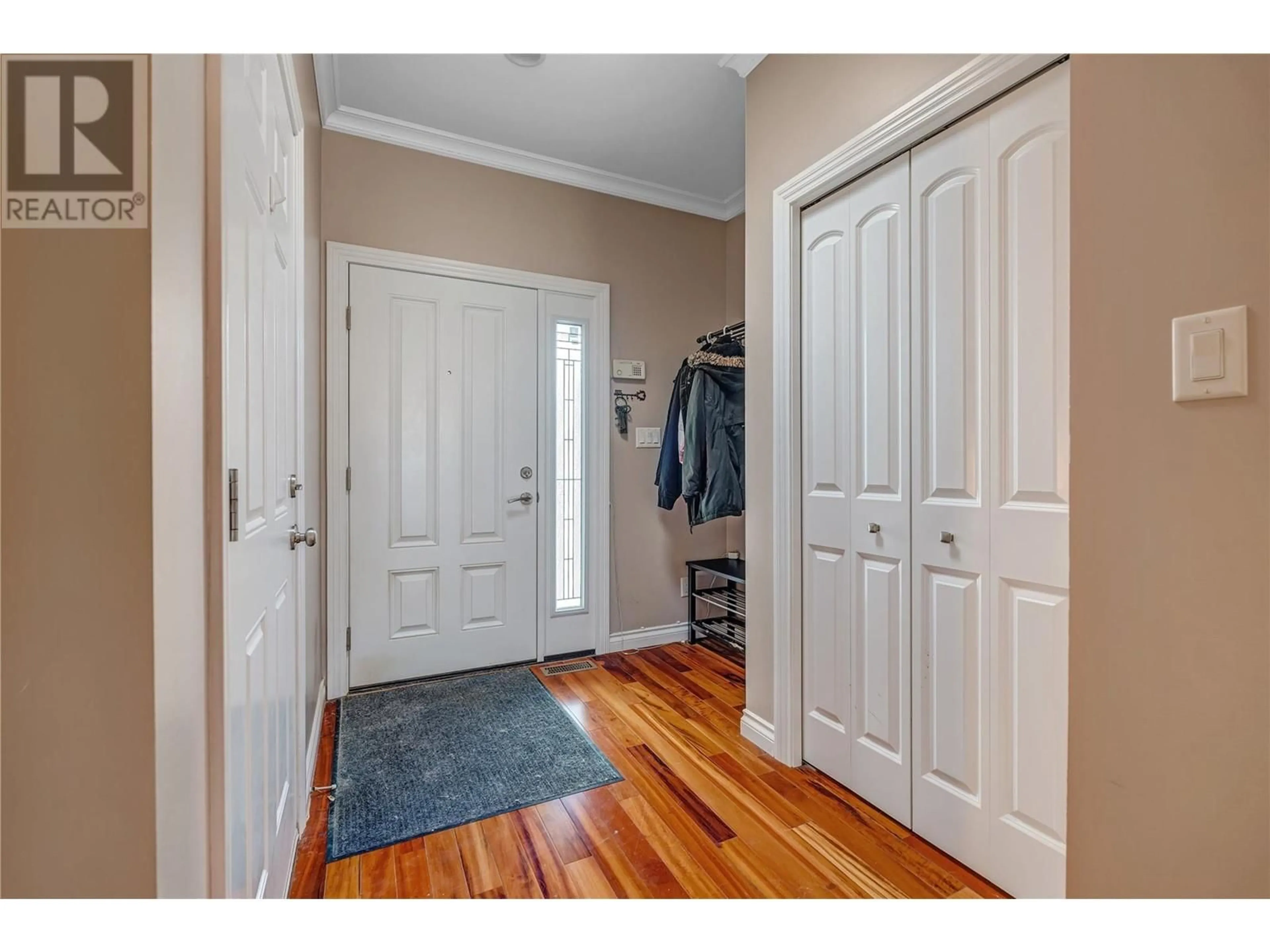 Indoor entryway, wood floors for 209 K View Crescent, Keremeos British Columbia V0H1N2