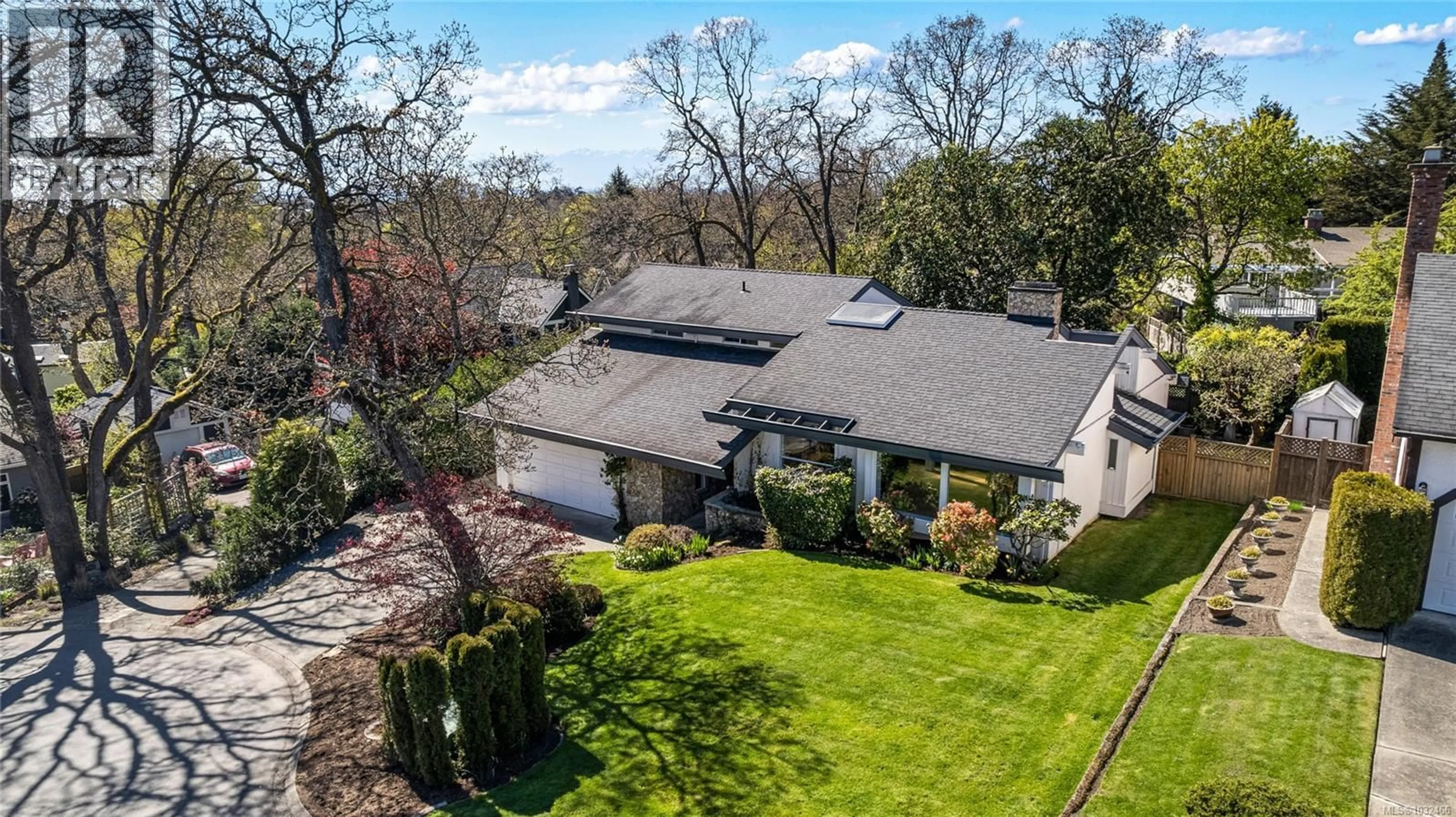 A pic from outside/outdoor area/front of a property/back of a property/a pic from drone, street for 1731 PATLY PLACE, Victoria British Columbia V8S5J5