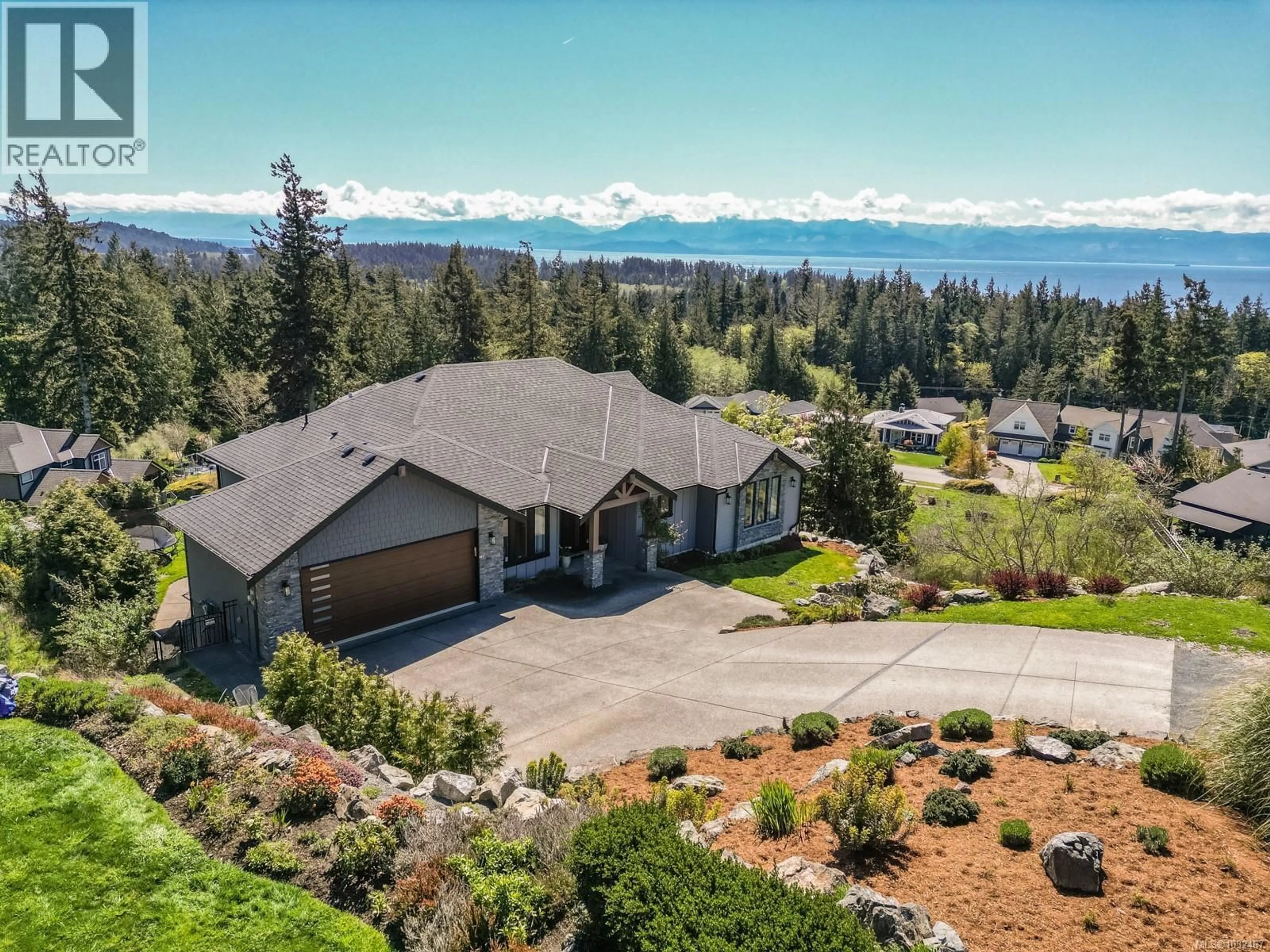 A pic from outside/outdoor area/front of a property/back of a property/a pic from drone, water/lake/river/ocean view for 7235 SPAR TREE WAY, Sooke British Columbia V9Z1M8