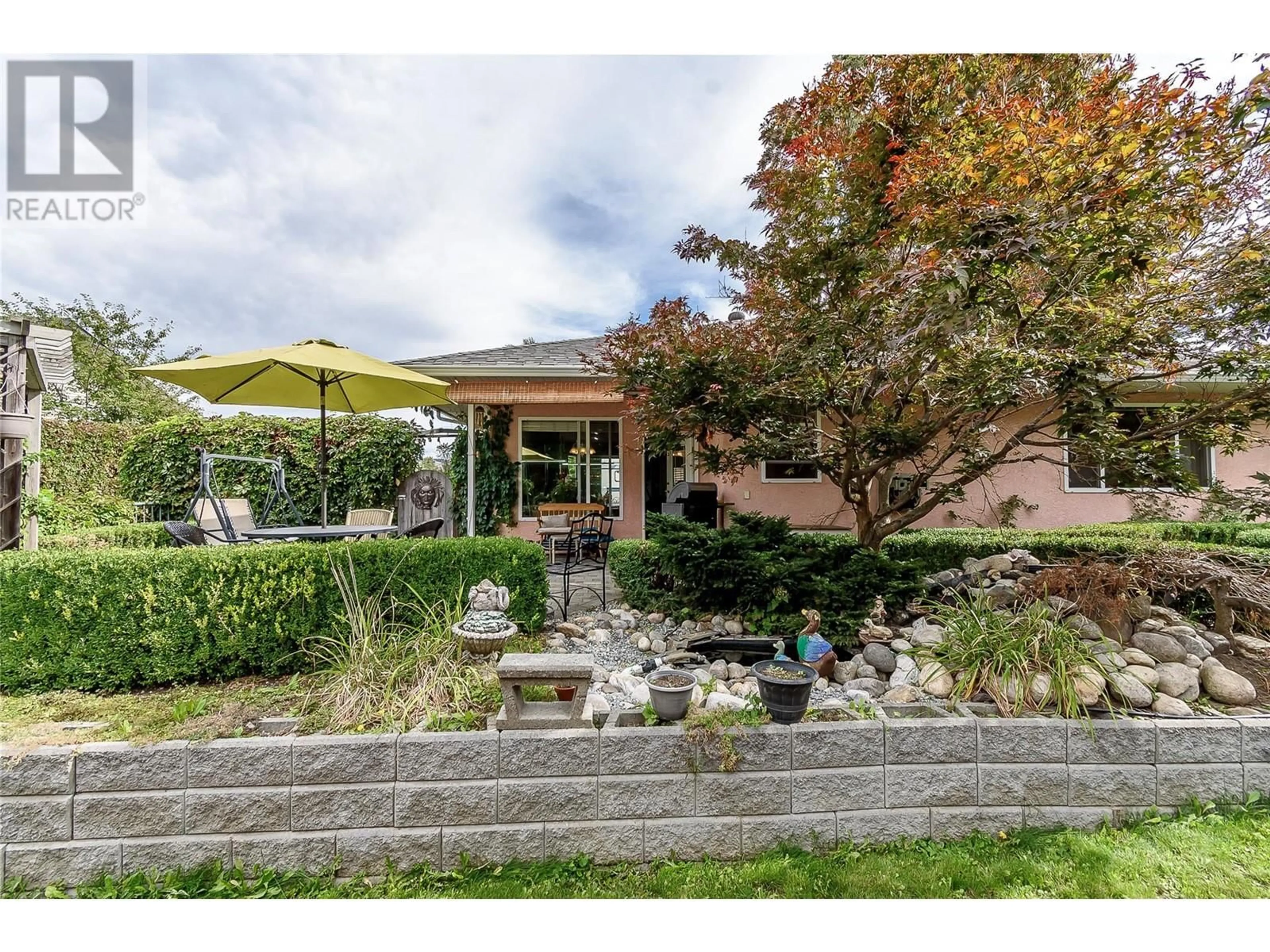 Patio, street for 9418 DAWE DRIVE, Coldstream British Columbia V1B3V7