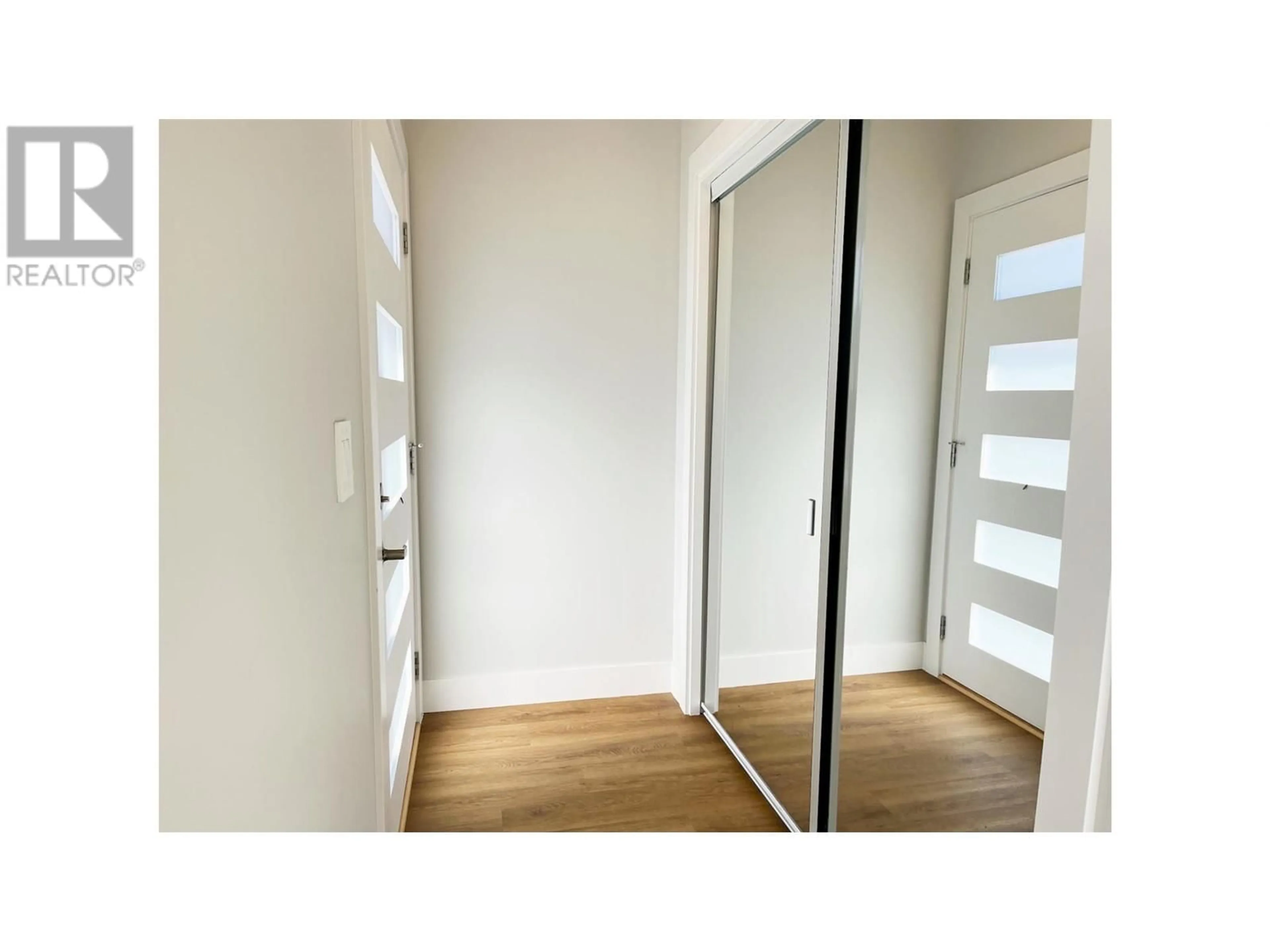 Unknown for 102 - 125 CALGARY AVENUE, Penticton British Columbia V2A2T7