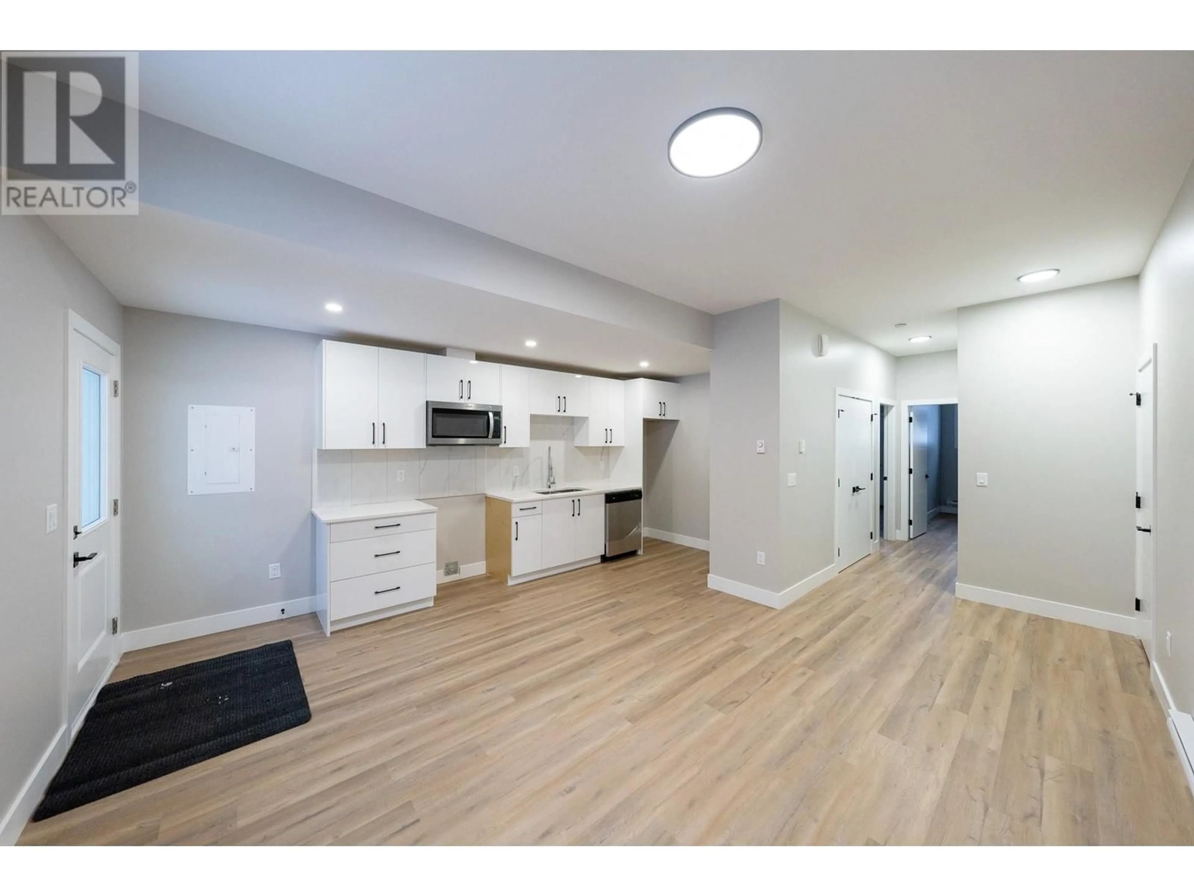 Open concept kitchen for 2852 Canyon Crest Drive, West Kelowna British Columbia V4T3A6