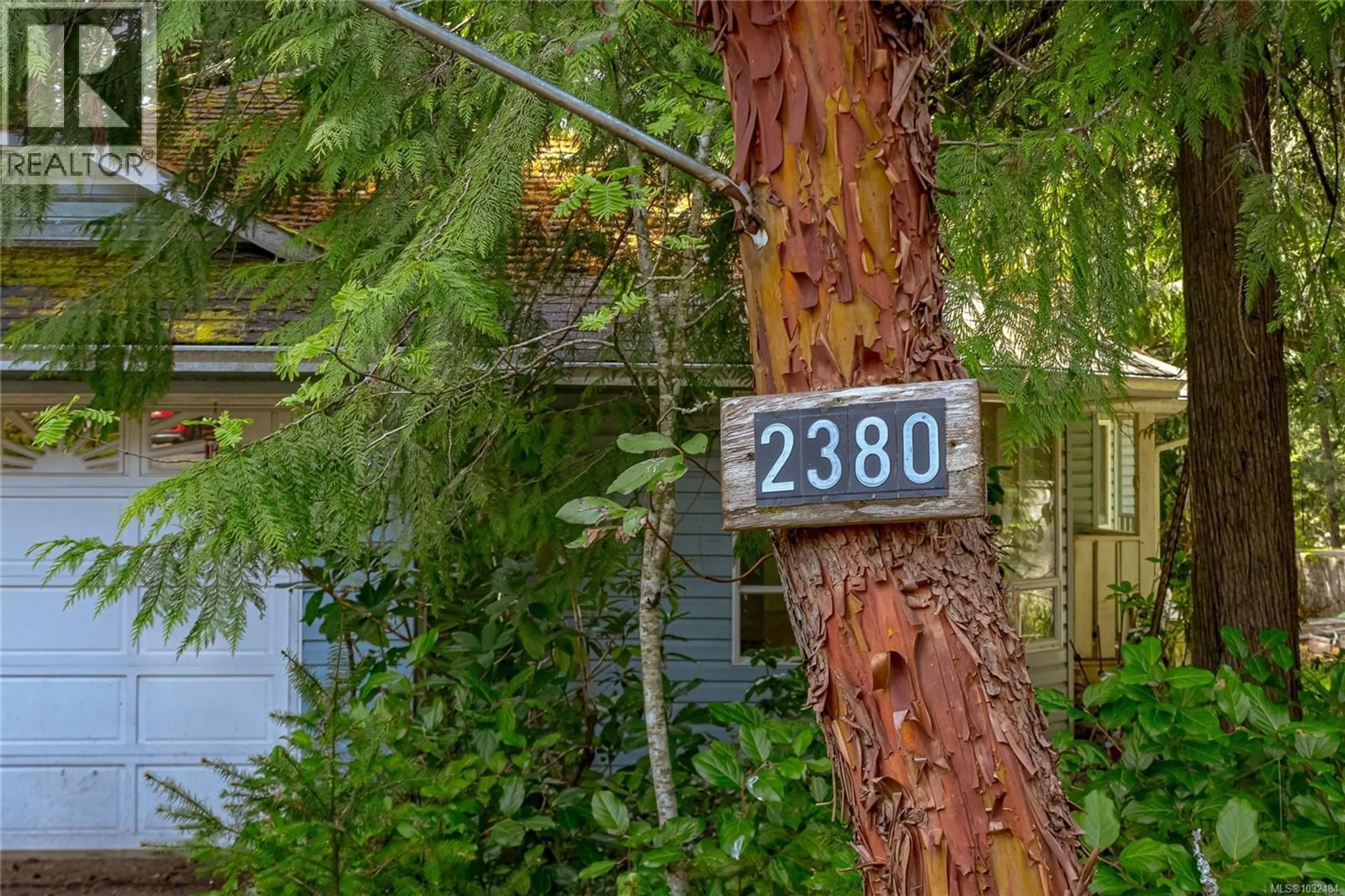 Patio, street for 2380 DAMASCUS ROAD, Shawnigan Lake British Columbia V8H2E7