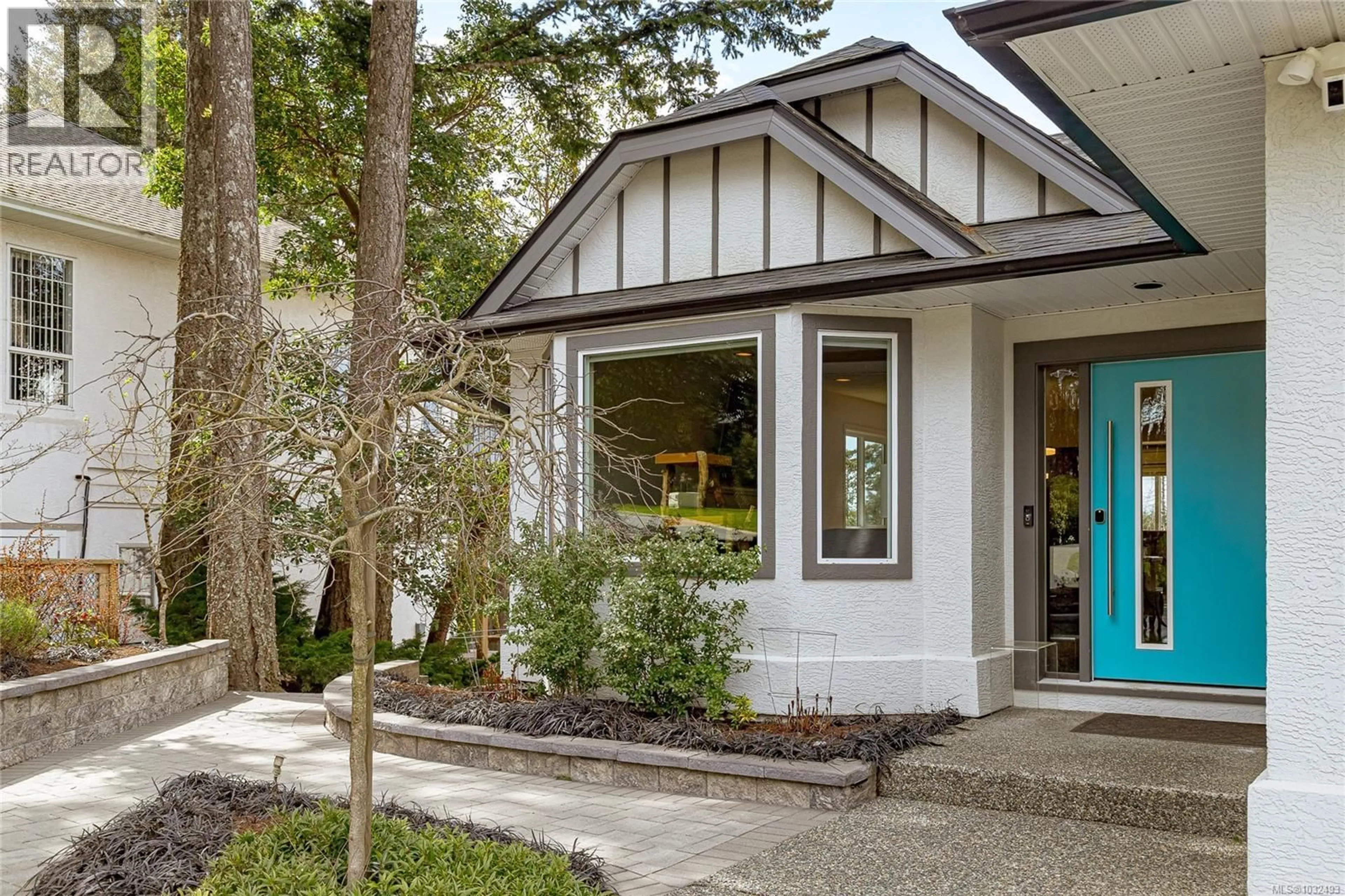 Home with brick exterior material, street for 825 BEXHILL PLACE, Colwood British Columbia V9C3V5