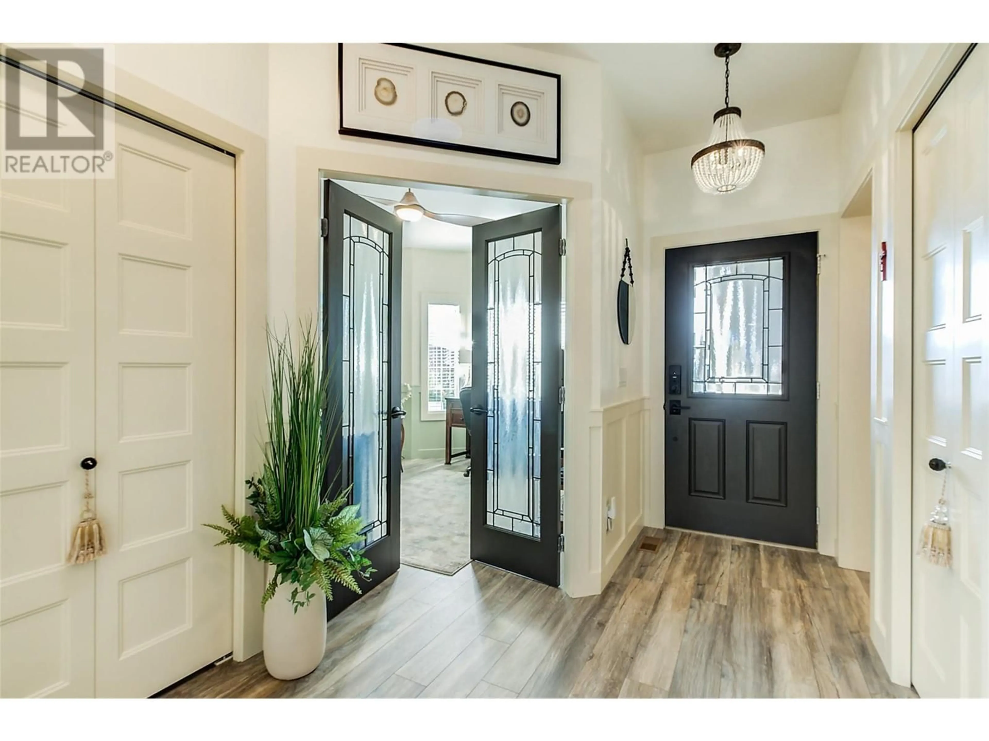 Indoor entryway, wood floors for 2069 Mallard Drive, Westbank British Columbia V4T3A5