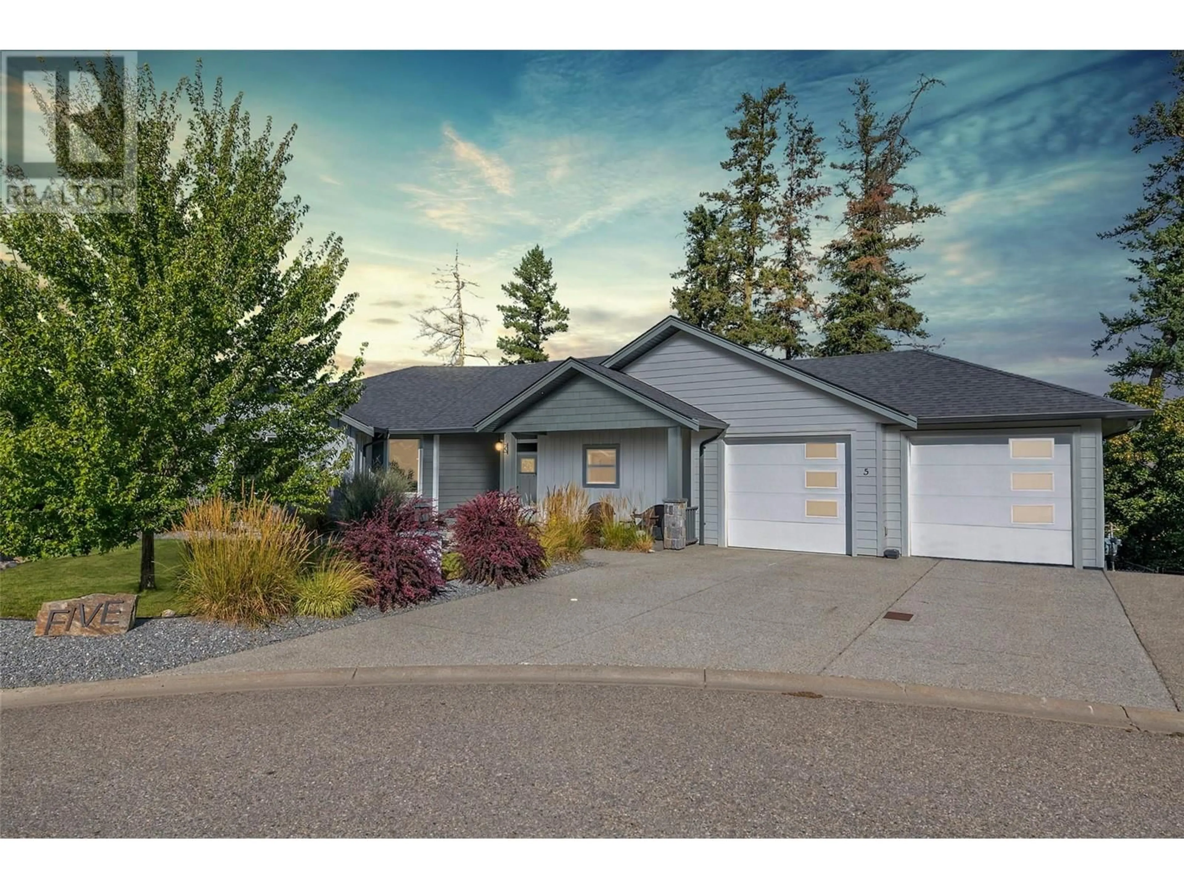 Frontside or backside of a home, cottage for 2435 Okanagan Street Unit# 5, Armstrong British Columbia V4Y0B7