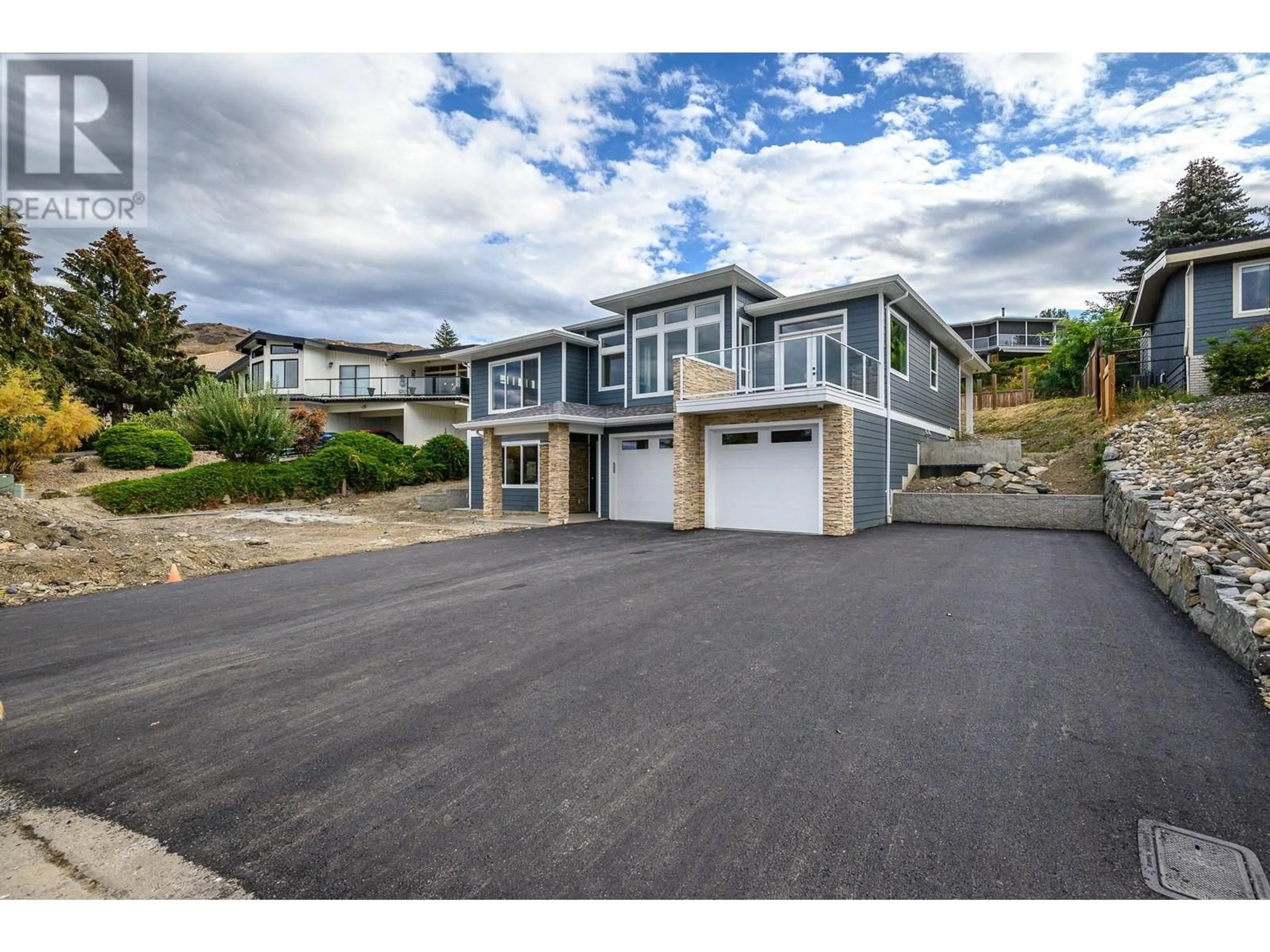 Frontside or backside of a home for 8909 Cherry Lane, Coldstream British Columbia V1B1W1