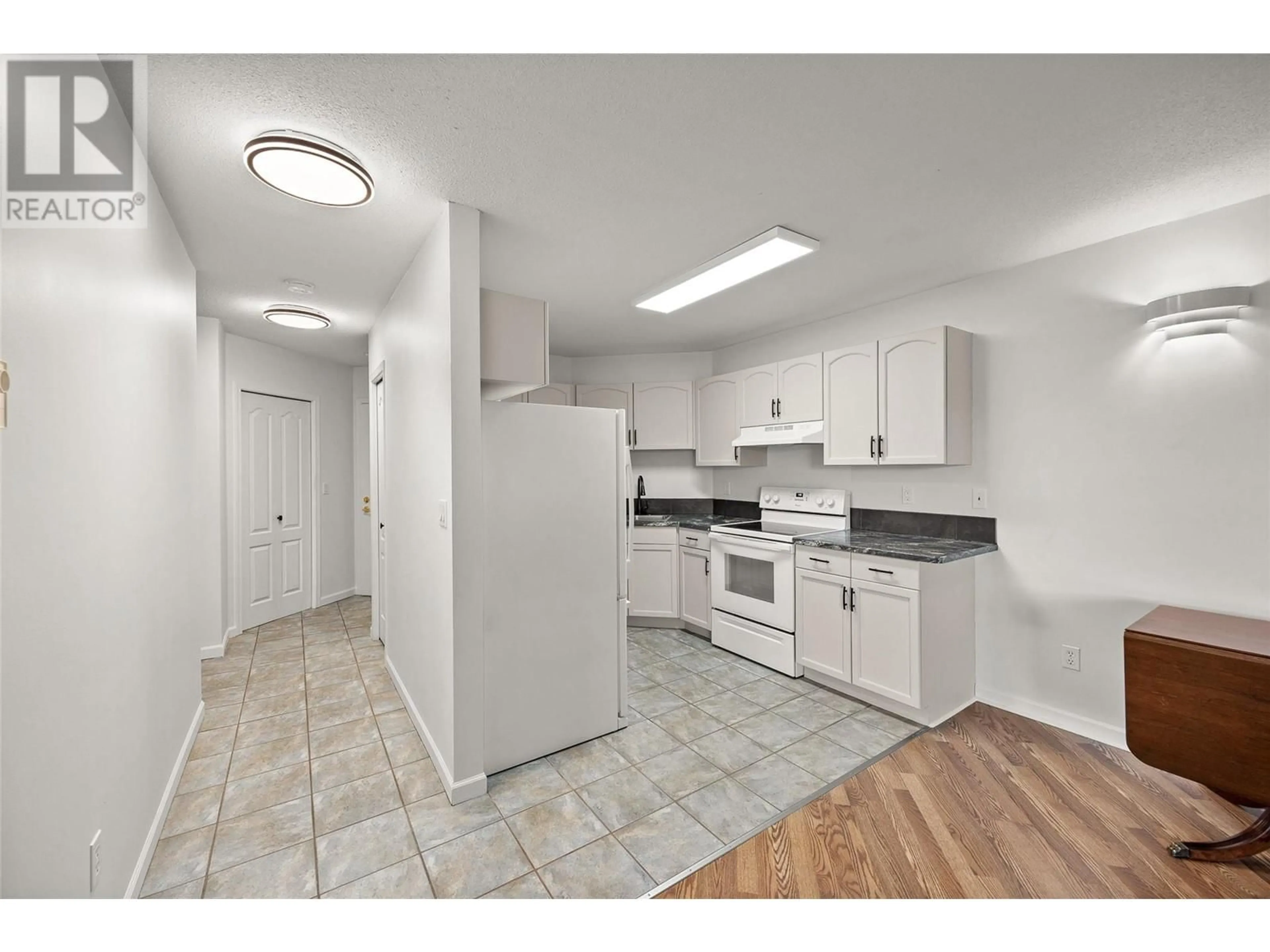 Standard kitchen, unknown floor for 3160 Casorso Road Unit# 424, Kelowna British Columbia V1W3L7