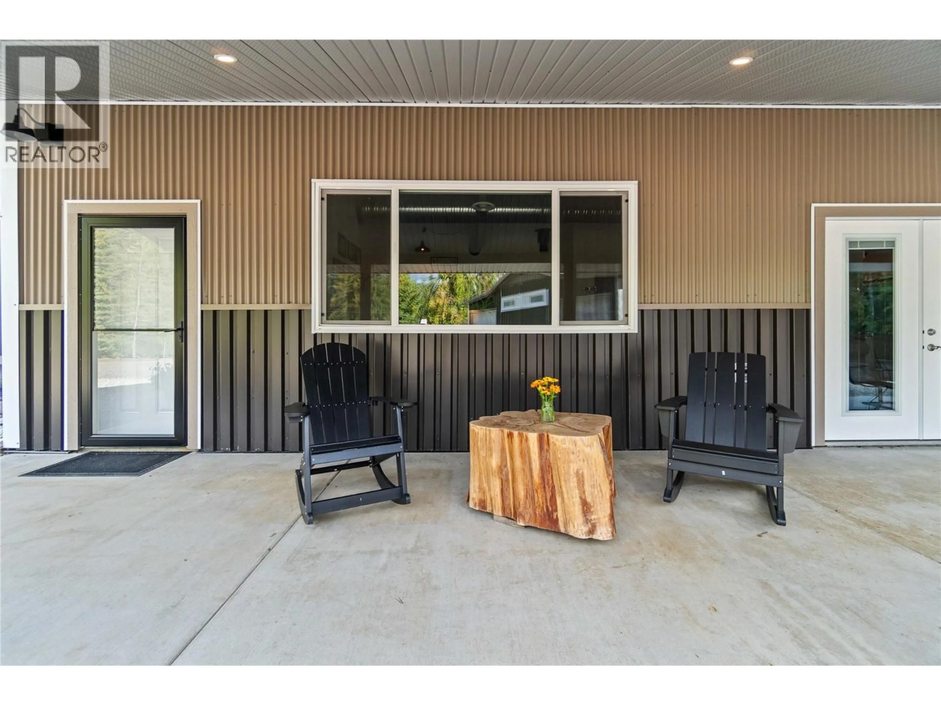 Patio, unknown for 4920 IVY ROAD, Eagle Bay British Columbia V0E1T0