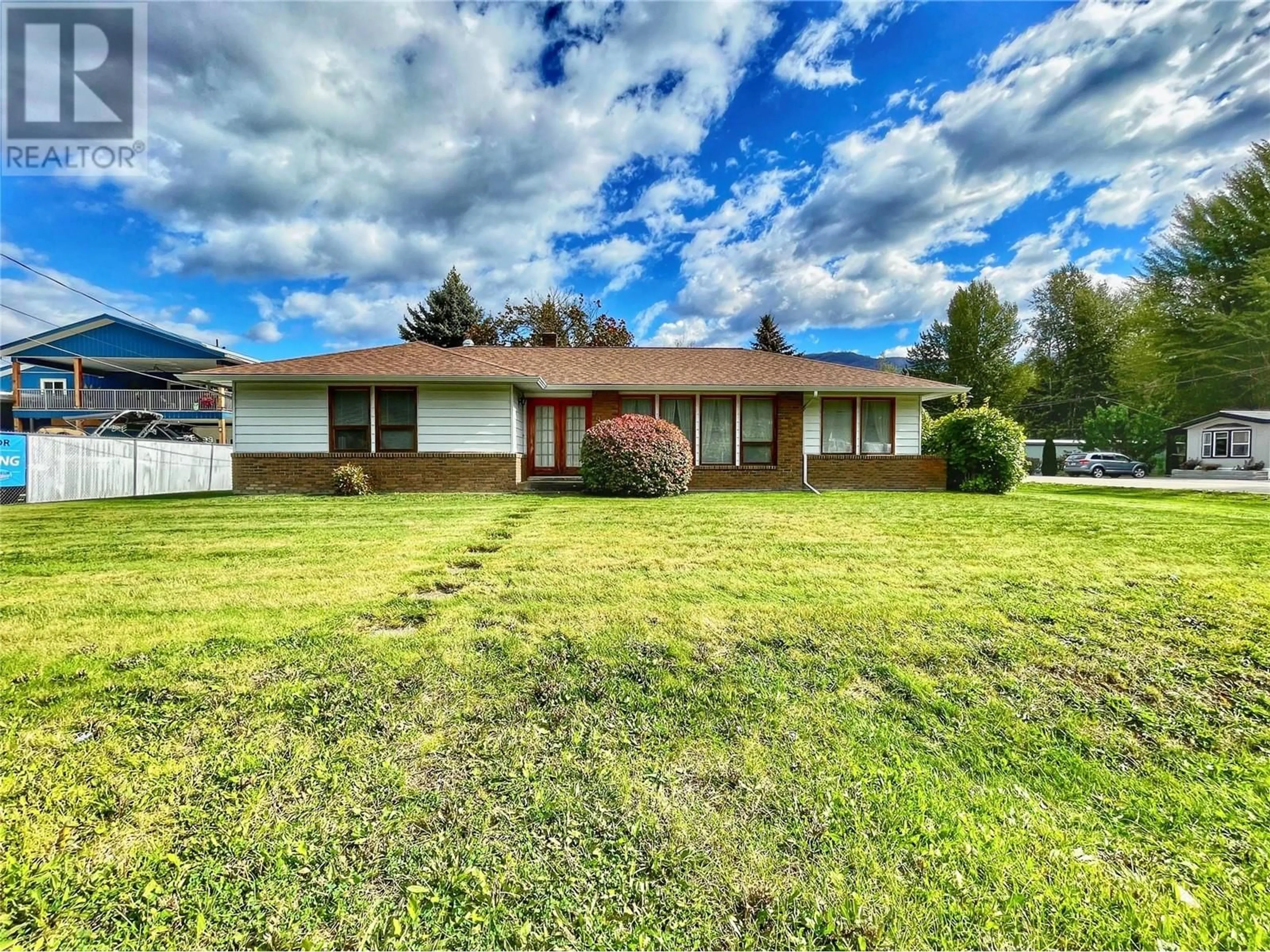 Frontside or backside of a home, cottage for 901 Riverside Avenue, Sicamous British Columbia V0E2V1