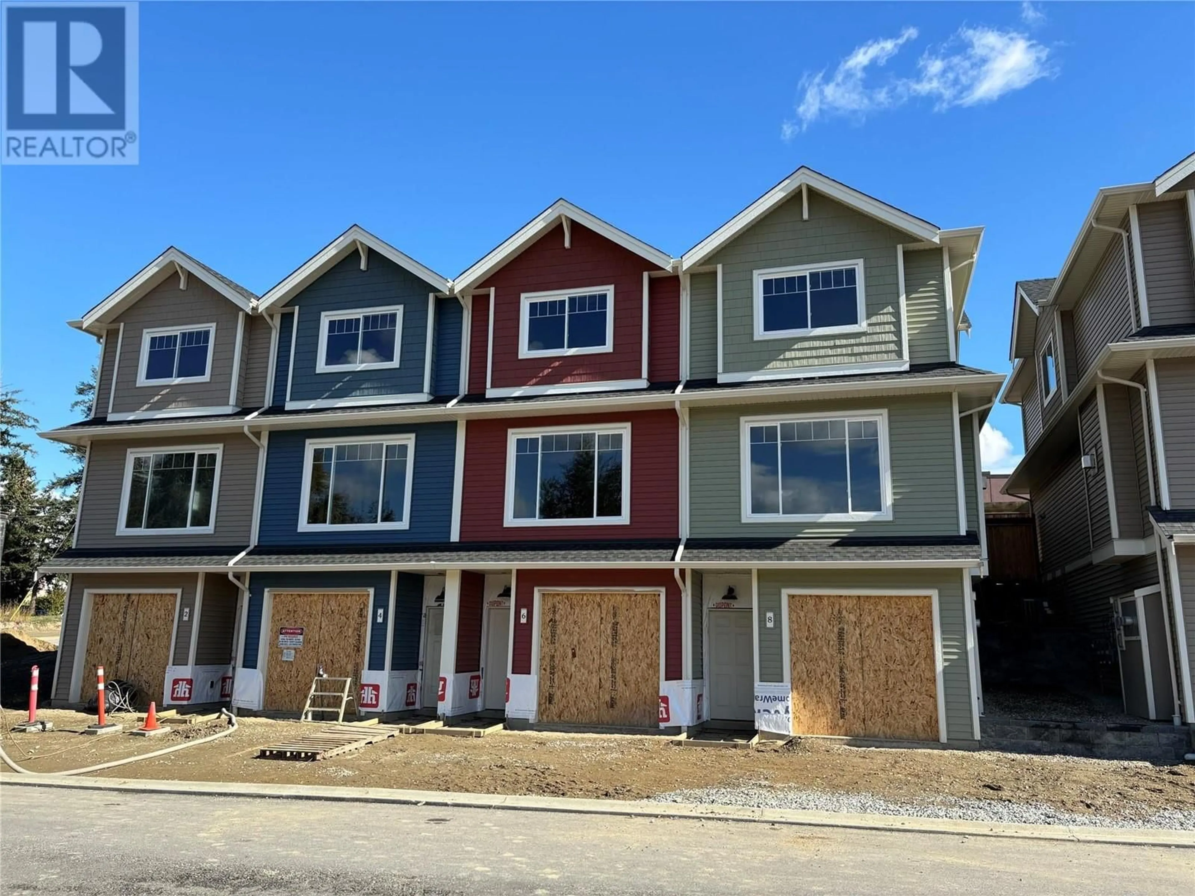 A pic from exterior of the house or condo for 1910 11 Avenue NE Unit# 4, Salmon Arm British Columbia V1E2V5