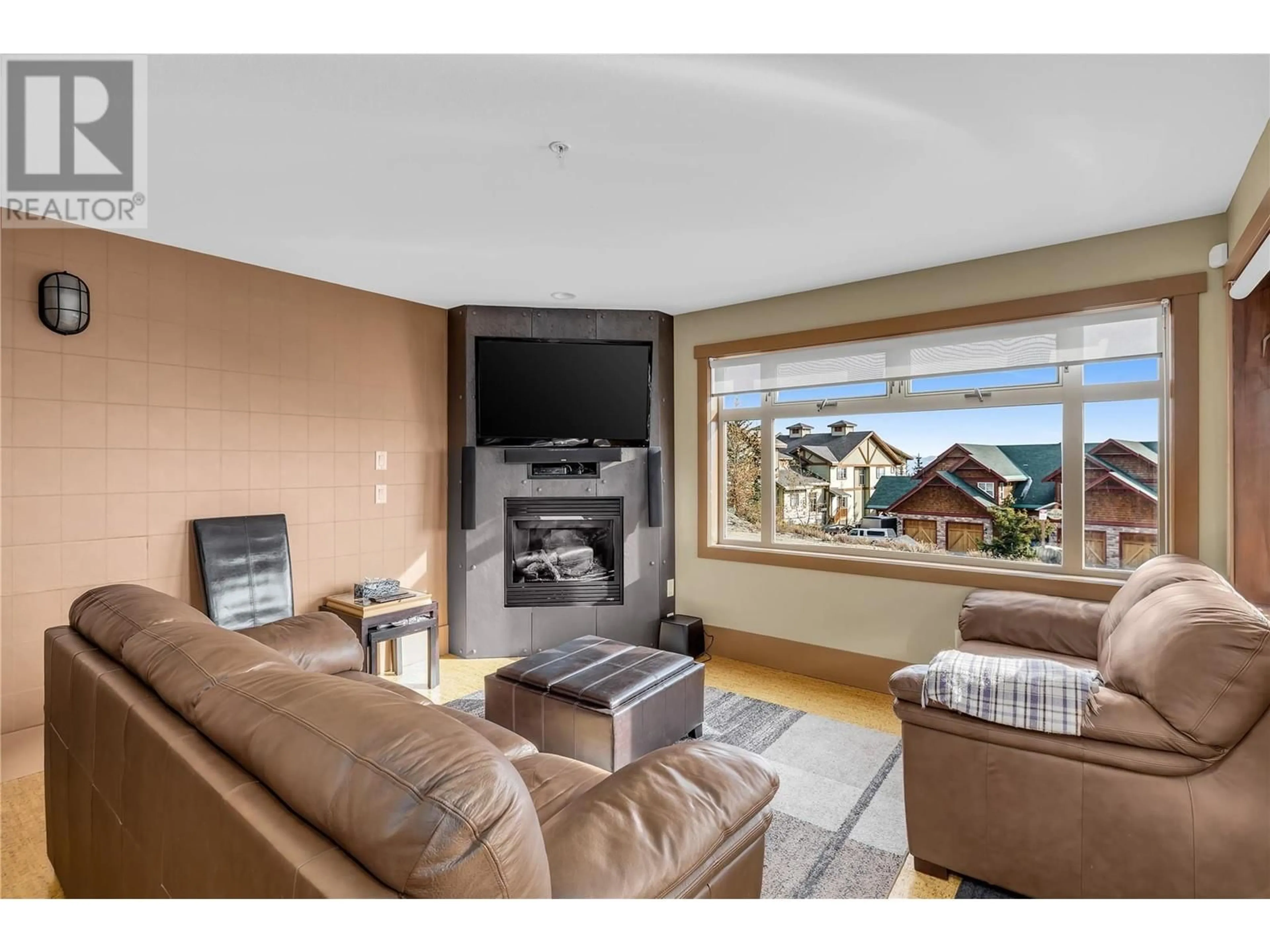 Living room with furniture, unknown for 103 - 5030 SNOWBIRD WAY, Big White British Columbia V1P1P3