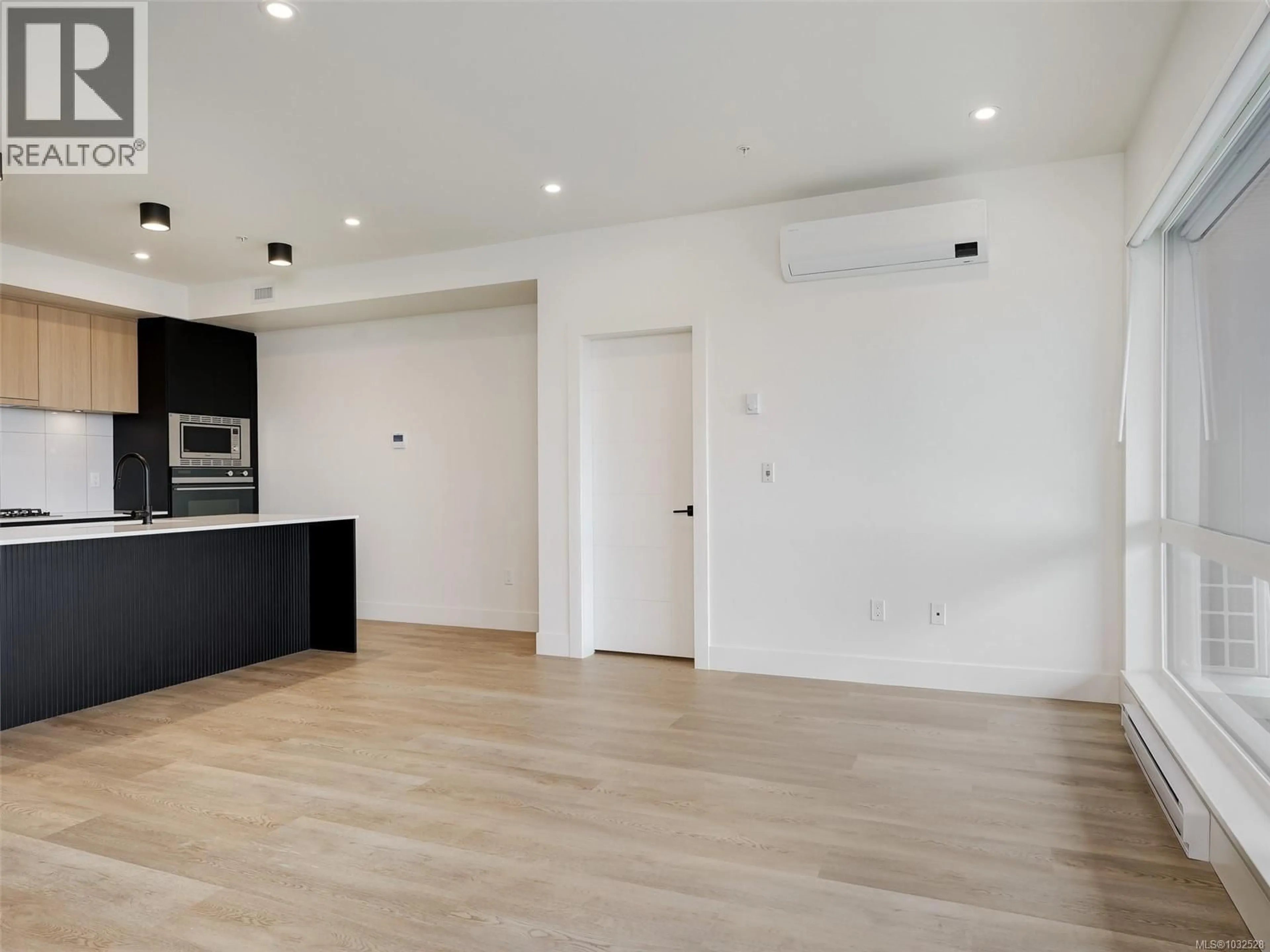 A pic of a room for 512 - 2341 BEAR MOUNTAIN PARKWAY, Langford British Columbia V9B6V1