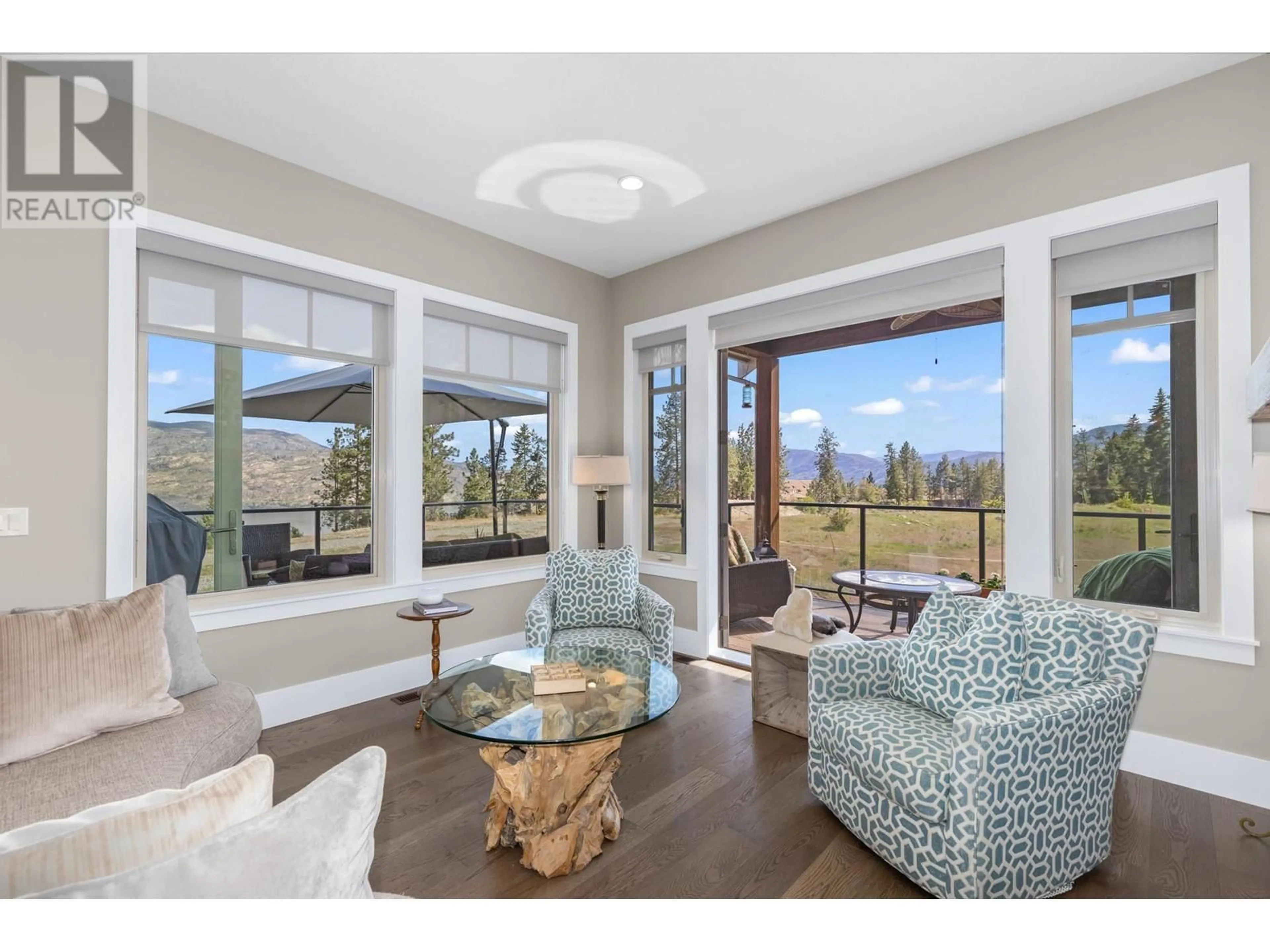 Living room, wood floors for 4000 Trails Place Unit# 141, Peachland British Columbia V0H1X5