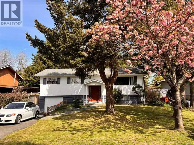 2254 AMHERST AVENUE, Sidney
